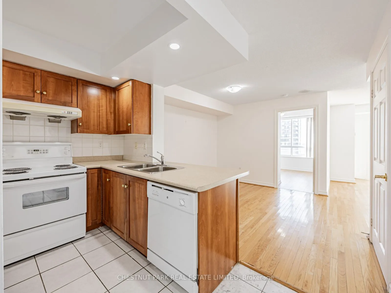 125 Omni Drive, #1029