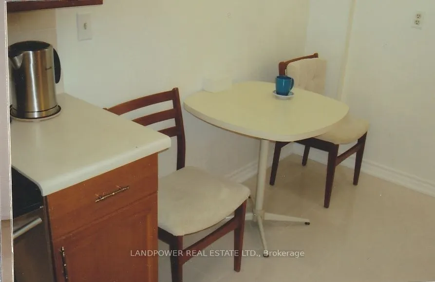 175 Bamburgh Circle N, #Ph08