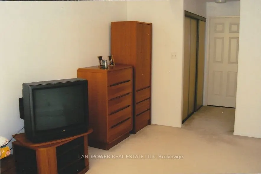 175 Bamburgh Circle N, #Ph08