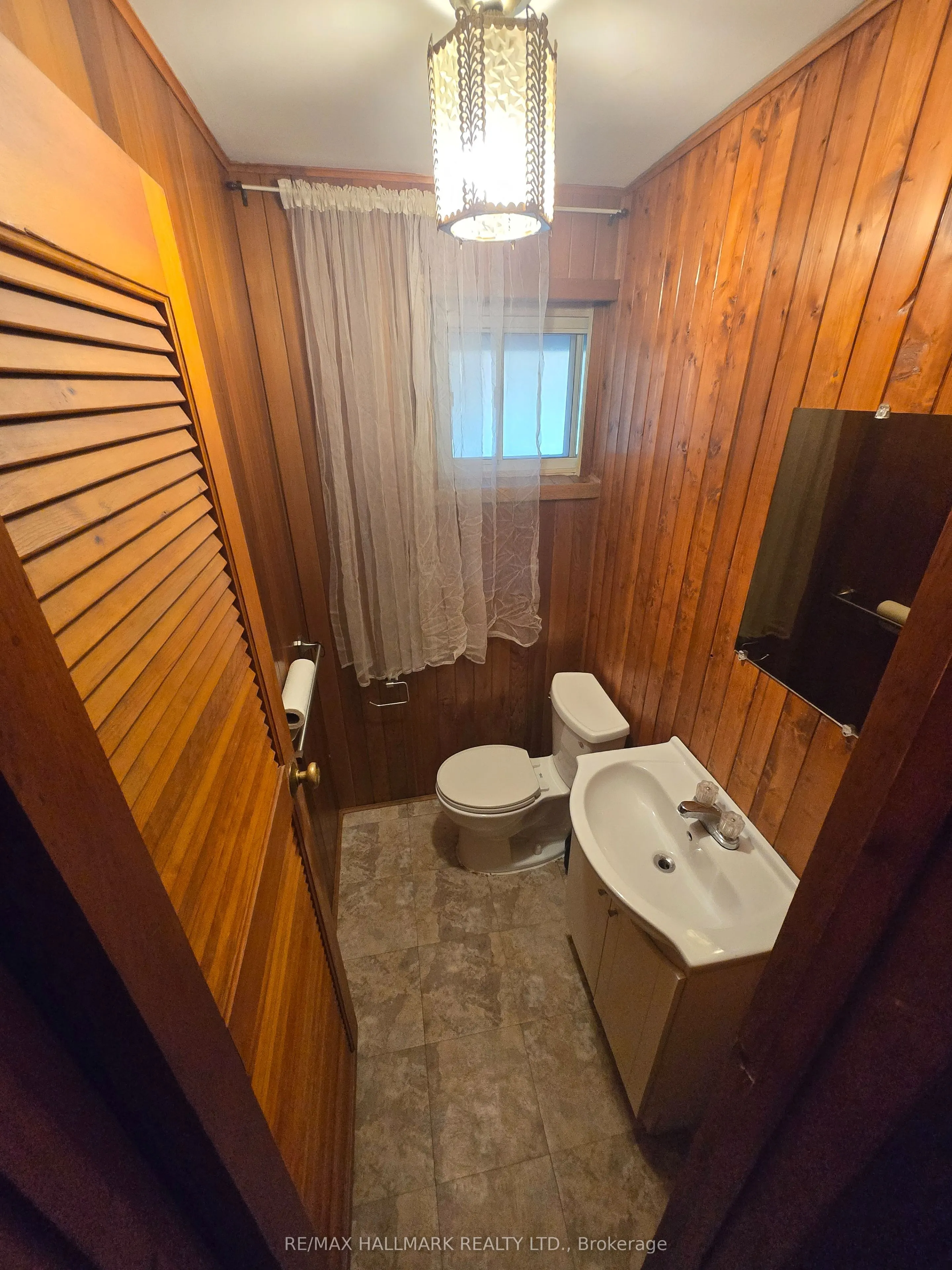 15 Burnview Crescent