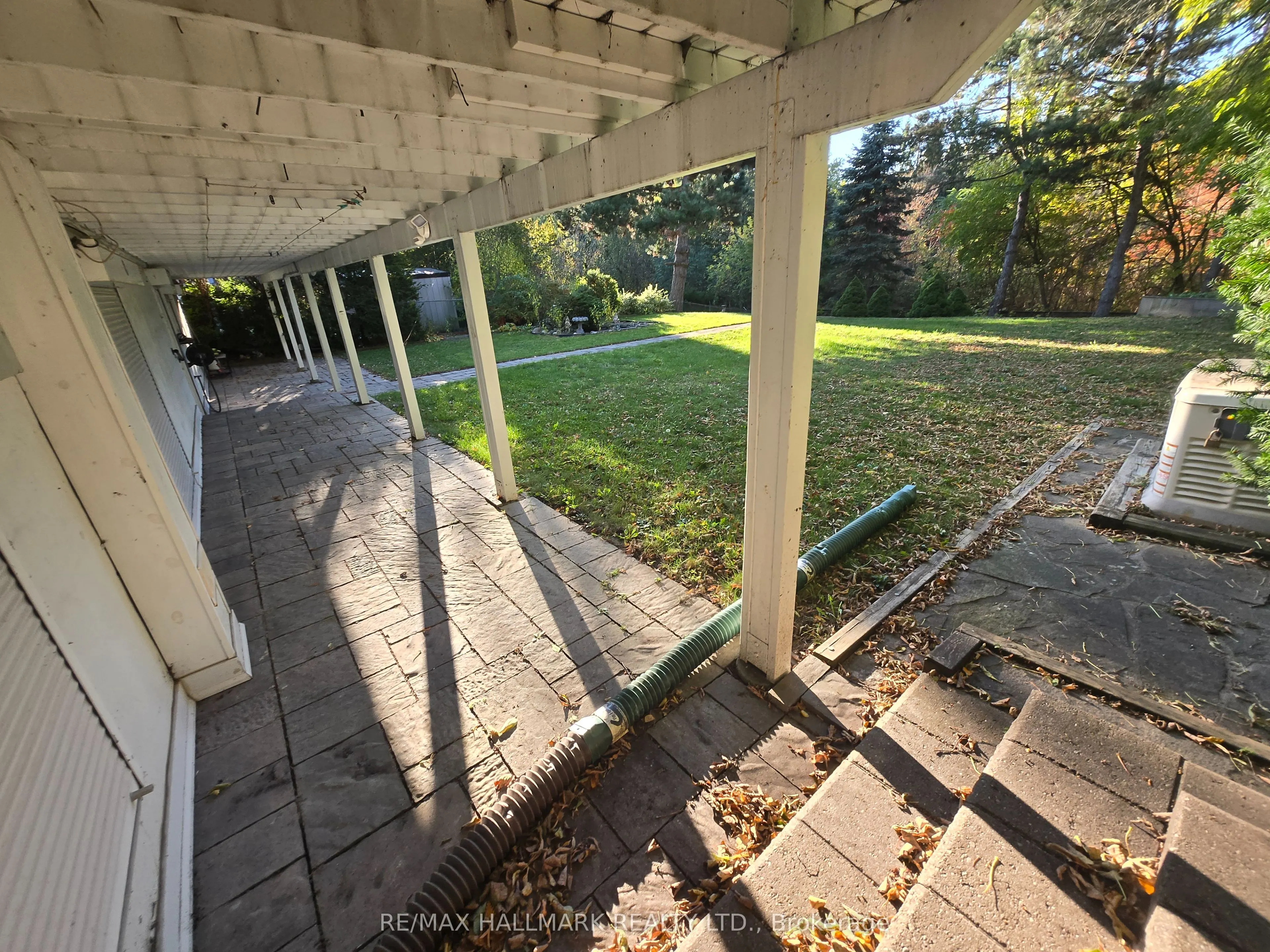 15 Burnview Crescent