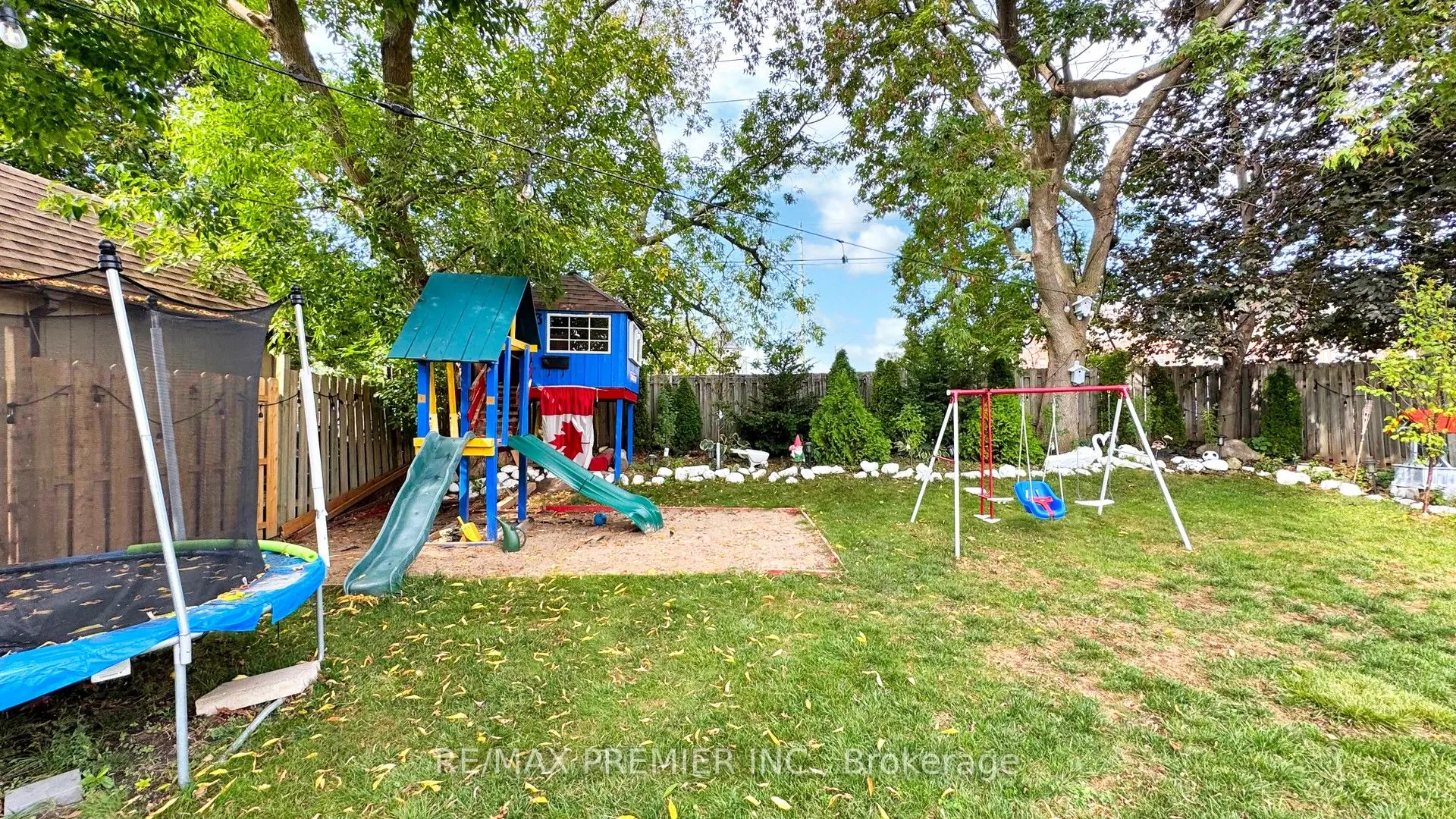 40 Stafford Crescent