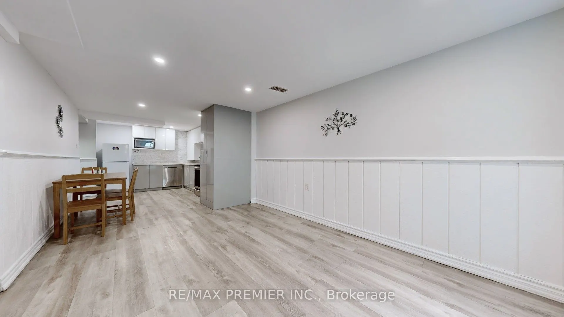 40 Stafford Crescent