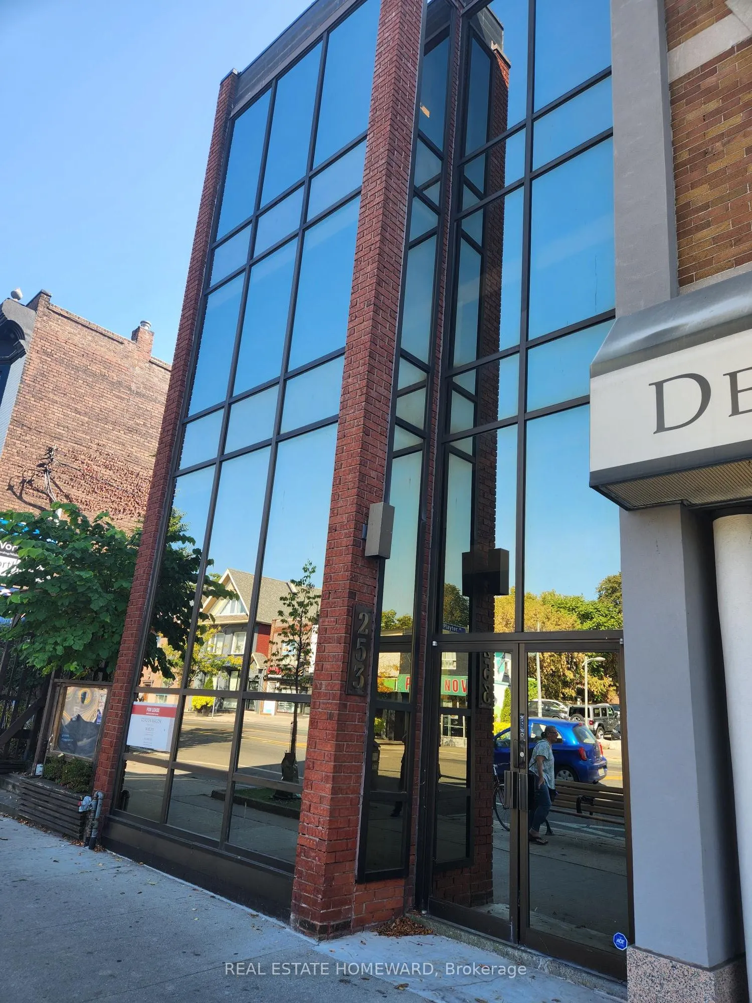 253 Danforth Avenue, #102