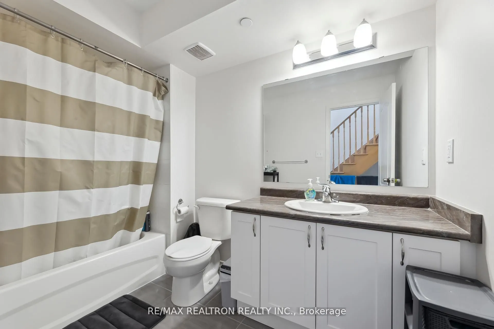 25 Christabelle Path, #369