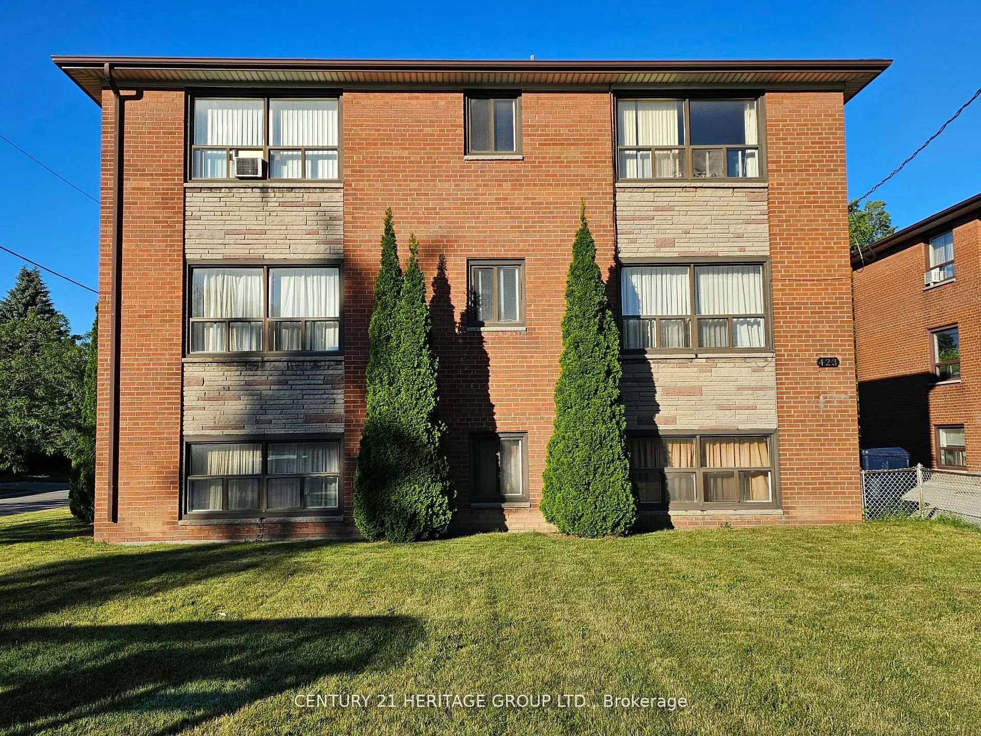 423 Pharmacy Avenue, #3