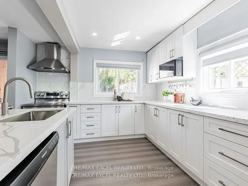 657 Old Harwood Avenue