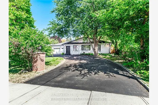 657 Old Harwood Avenue