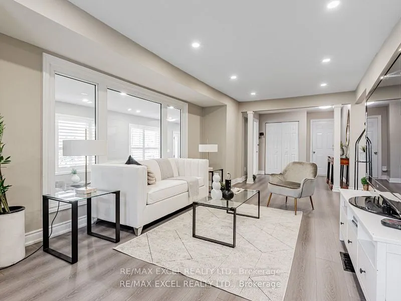 657 Old Harwood Avenue