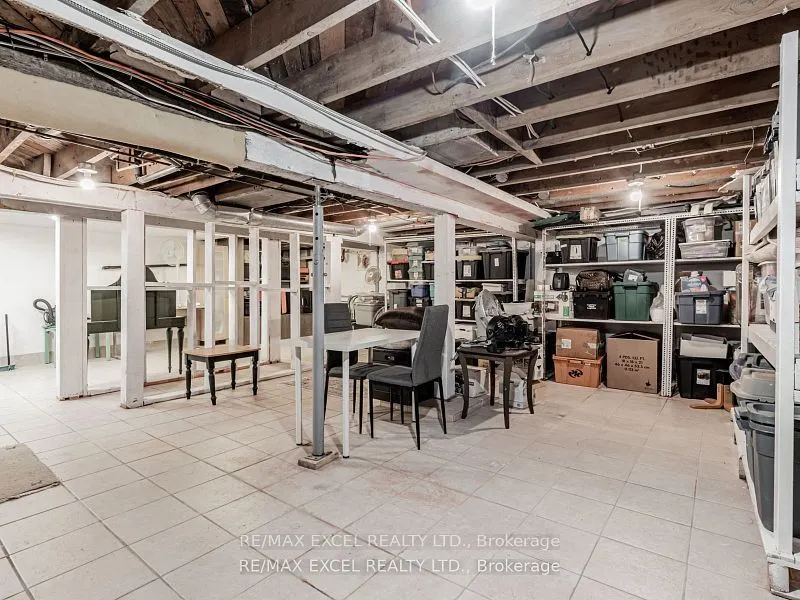 657 Old Harwood Avenue