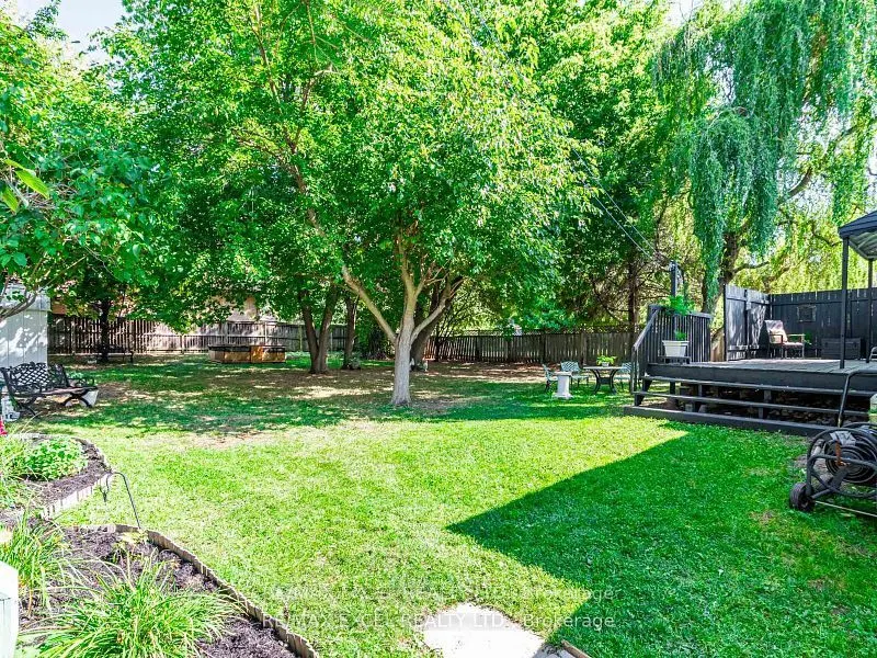 657 Old Harwood Avenue