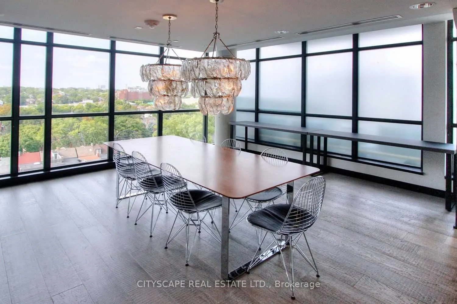 1190 Dundas Street E, #220