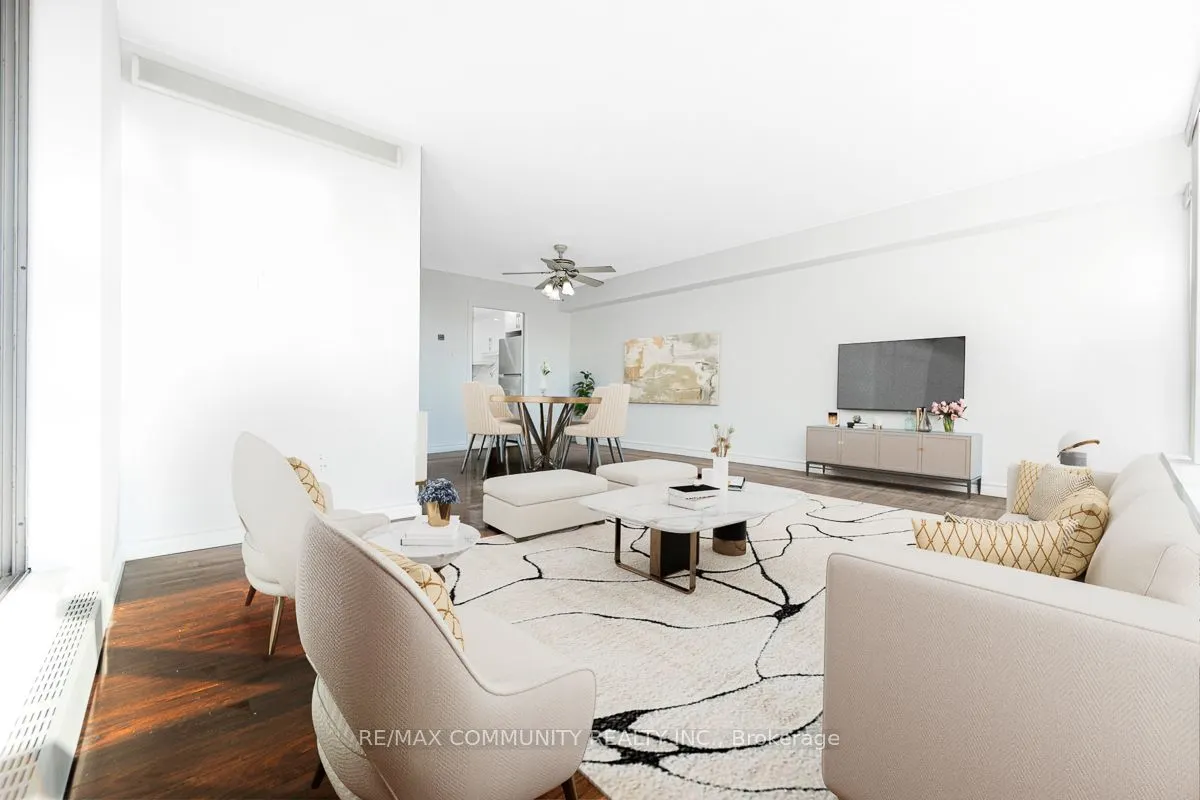 3380 Eglinton Avenue E, #1102