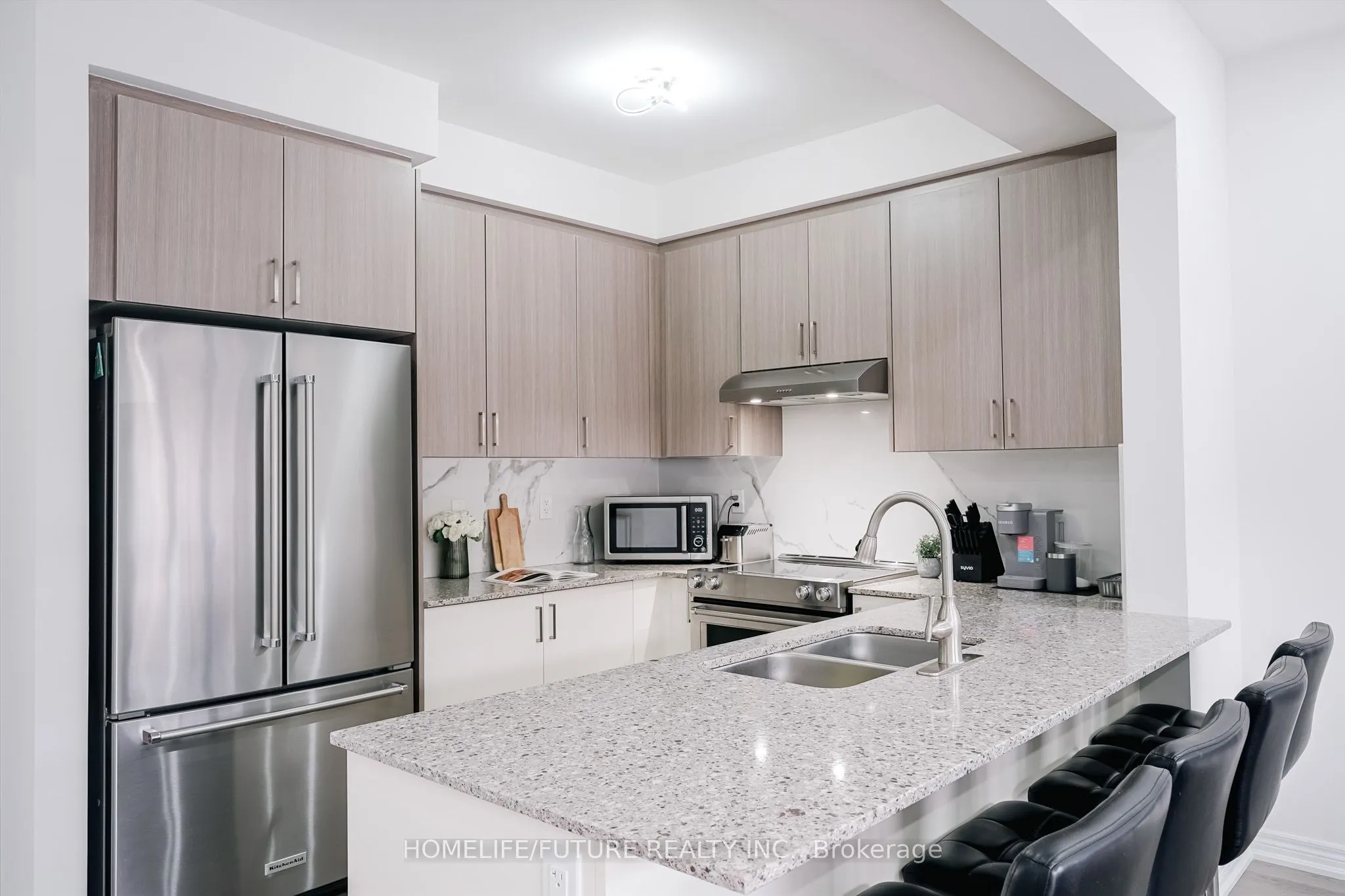 2626 Delphinium Trail