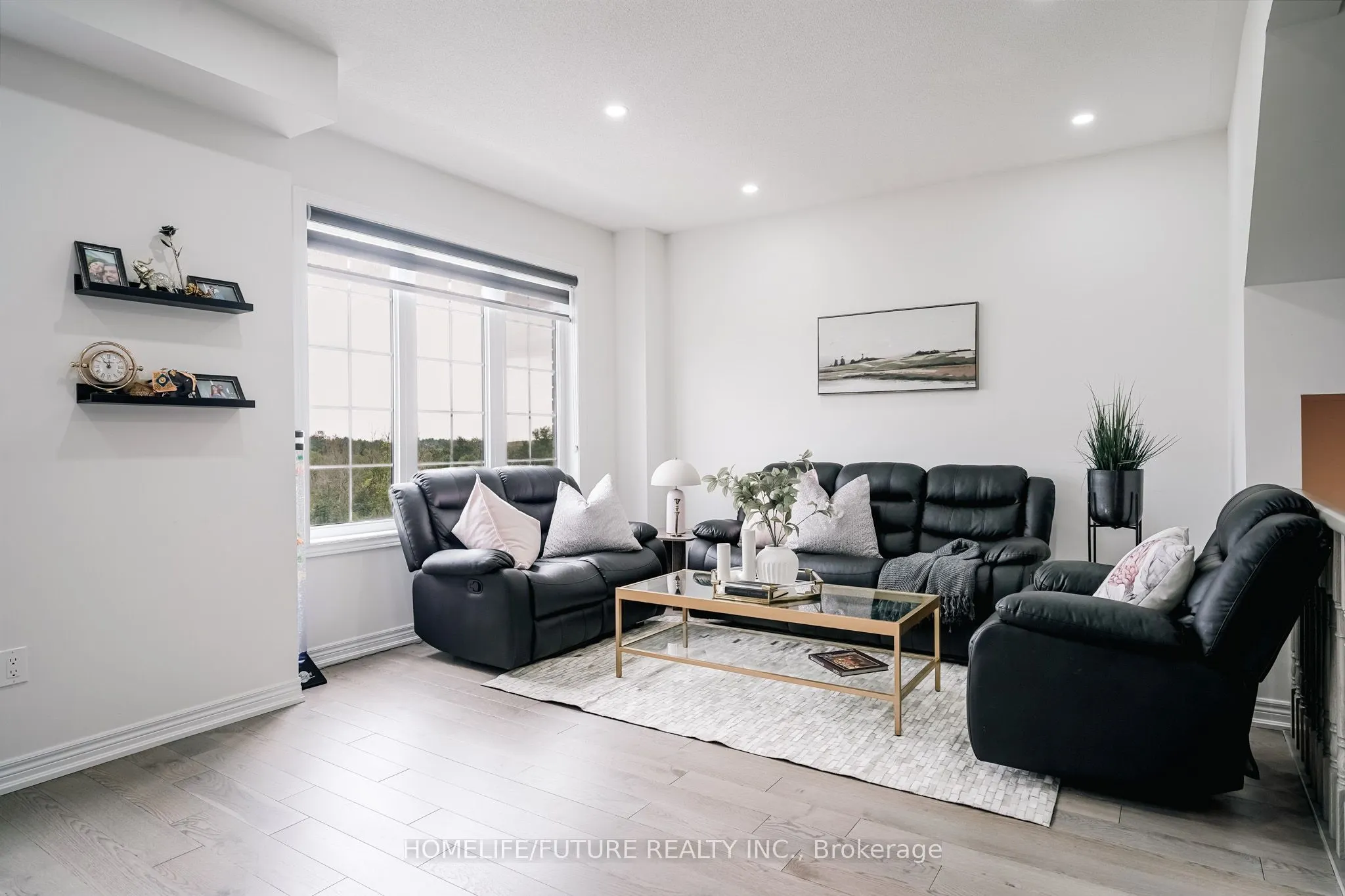 2626 Delphinium Trail