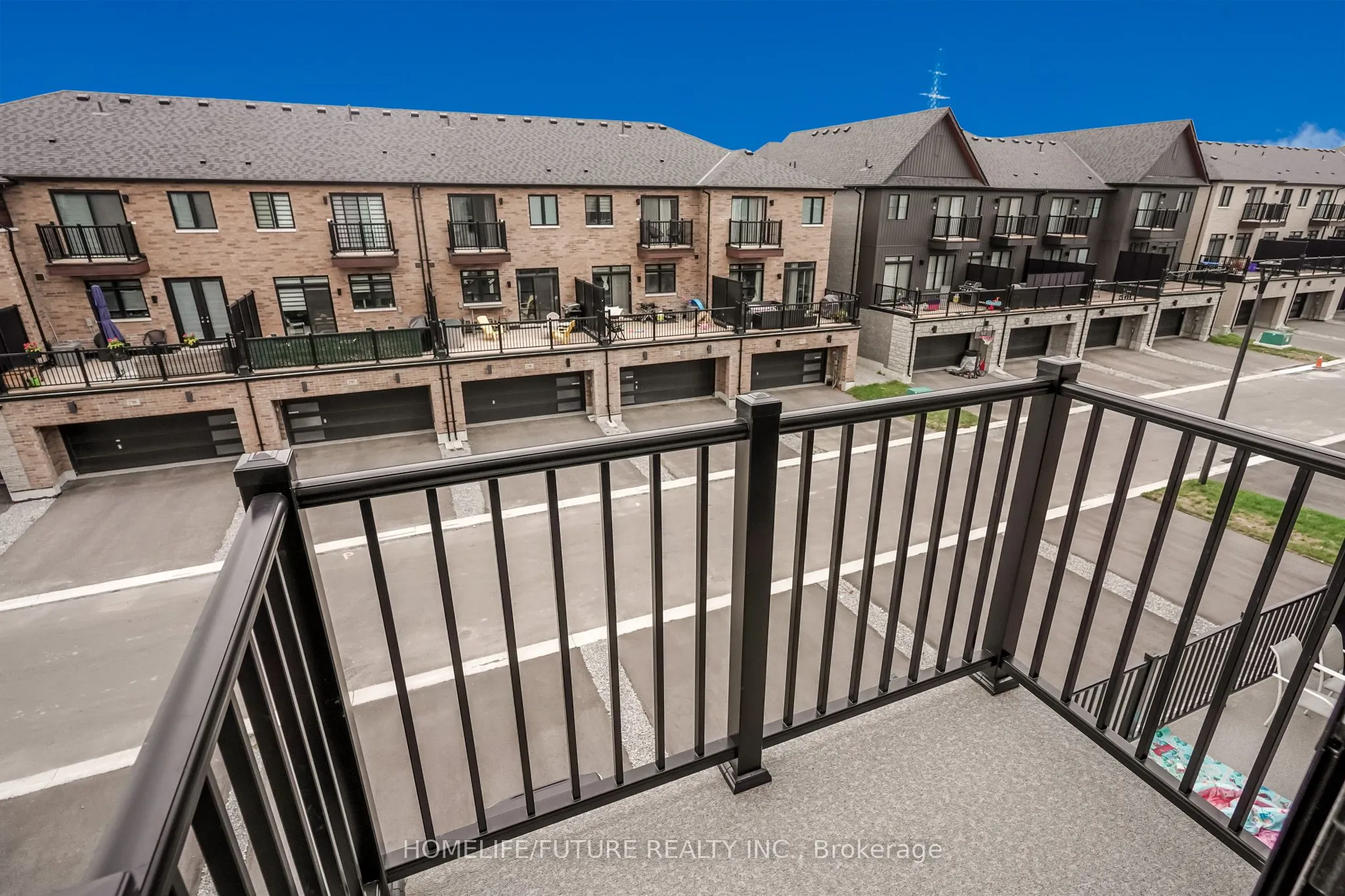 2626 Delphinium Trail