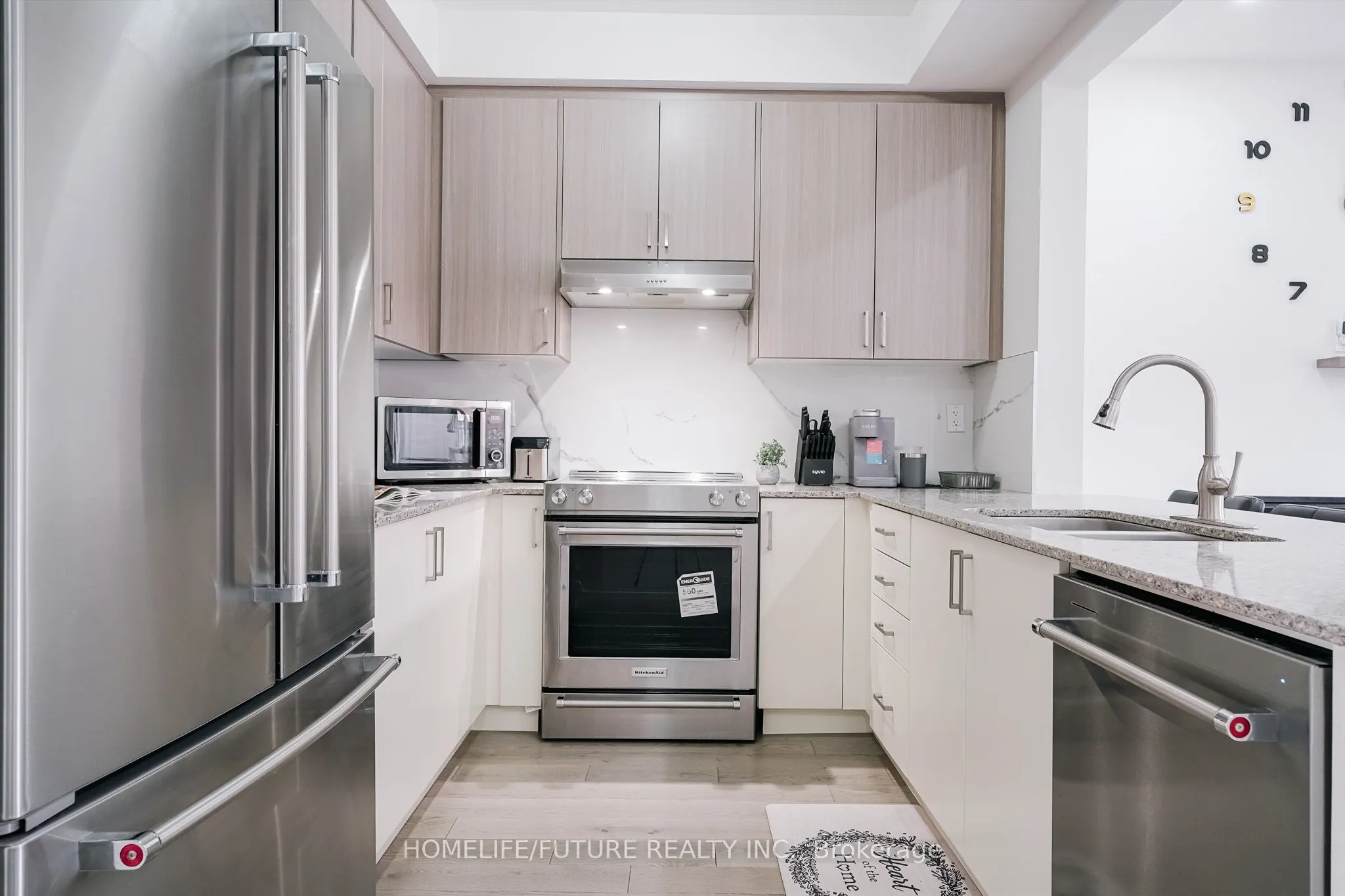 2626 Delphinium Trail