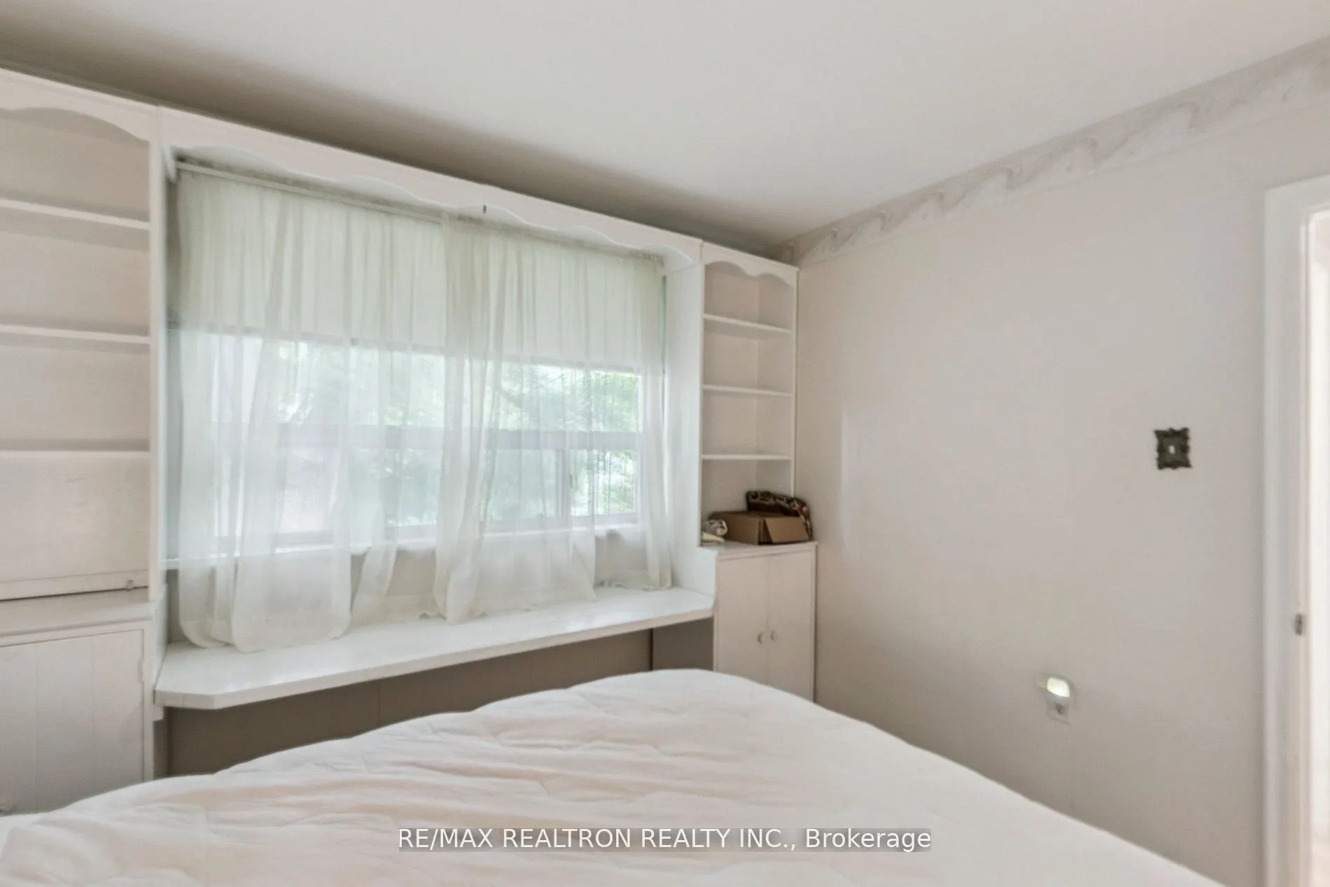 27 Elfreda Boulevard