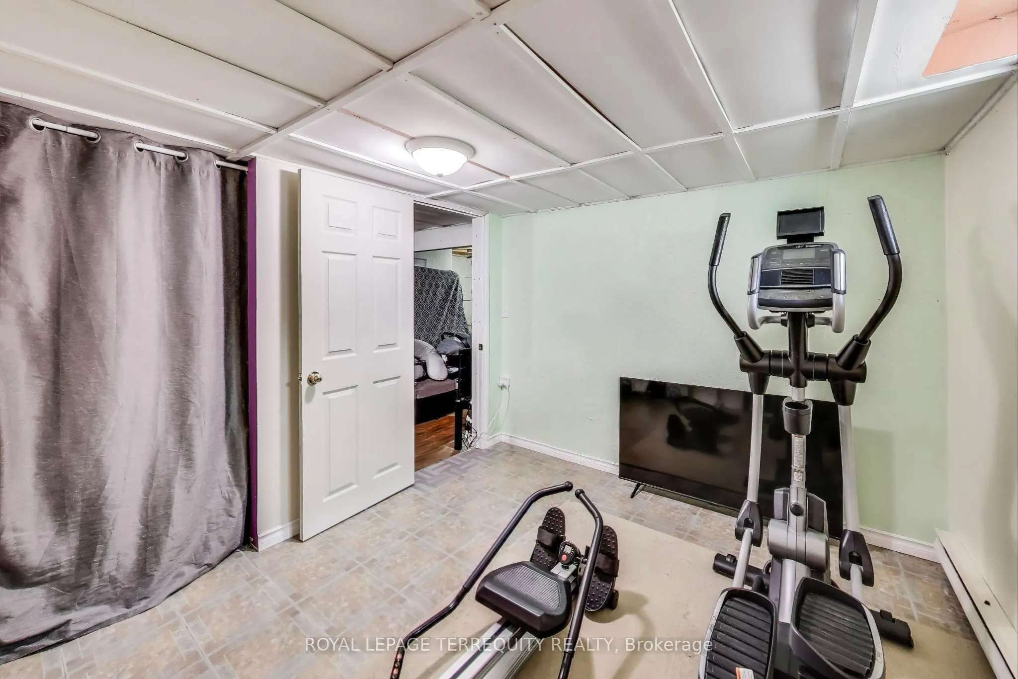 1100 Oxford Street, #88