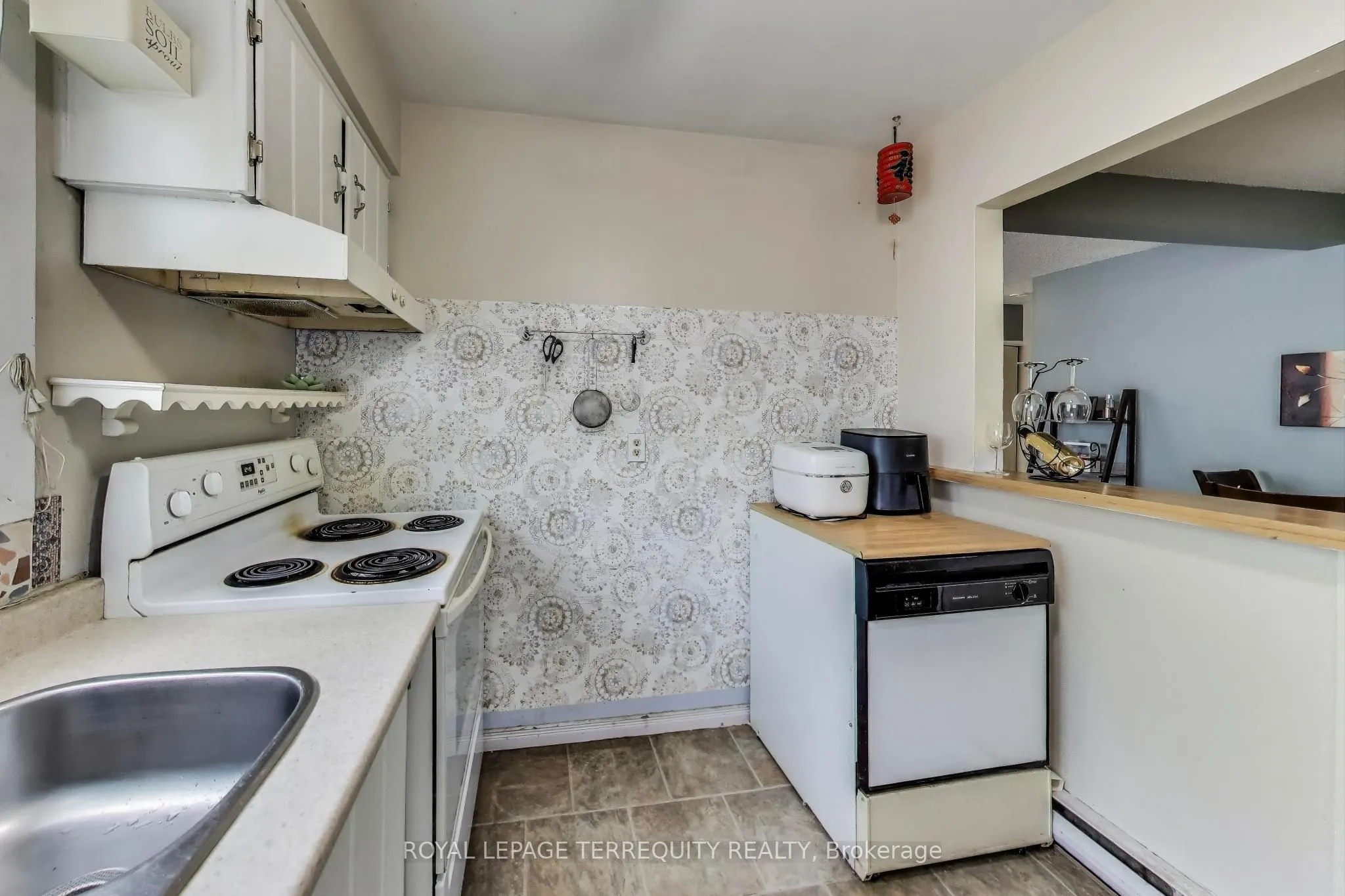 1100 Oxford Street, #88