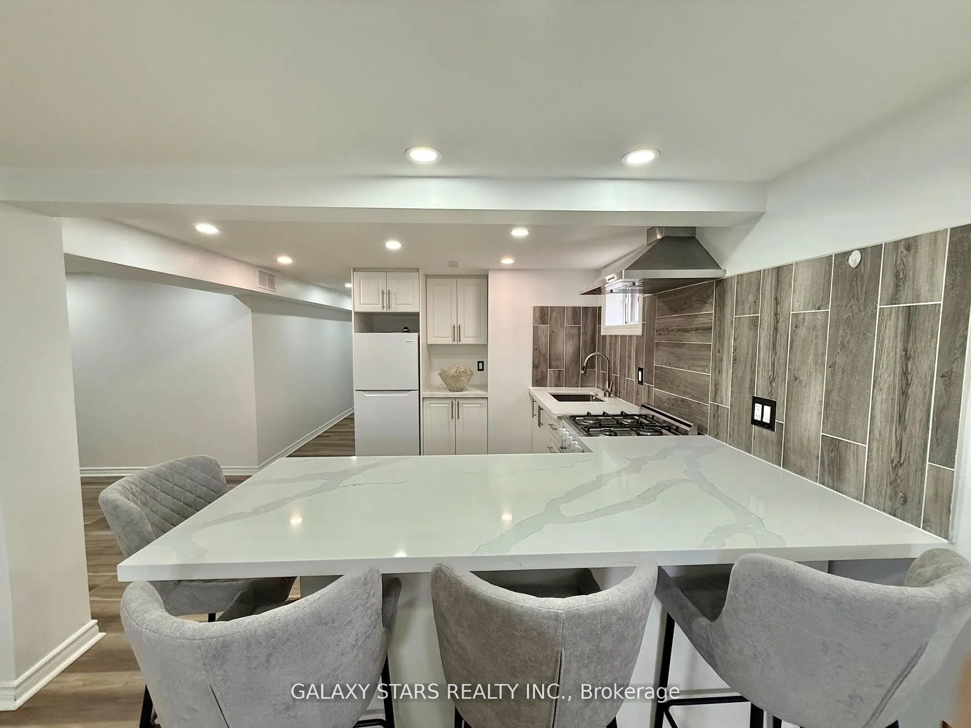 57 Moorecroft Crescent