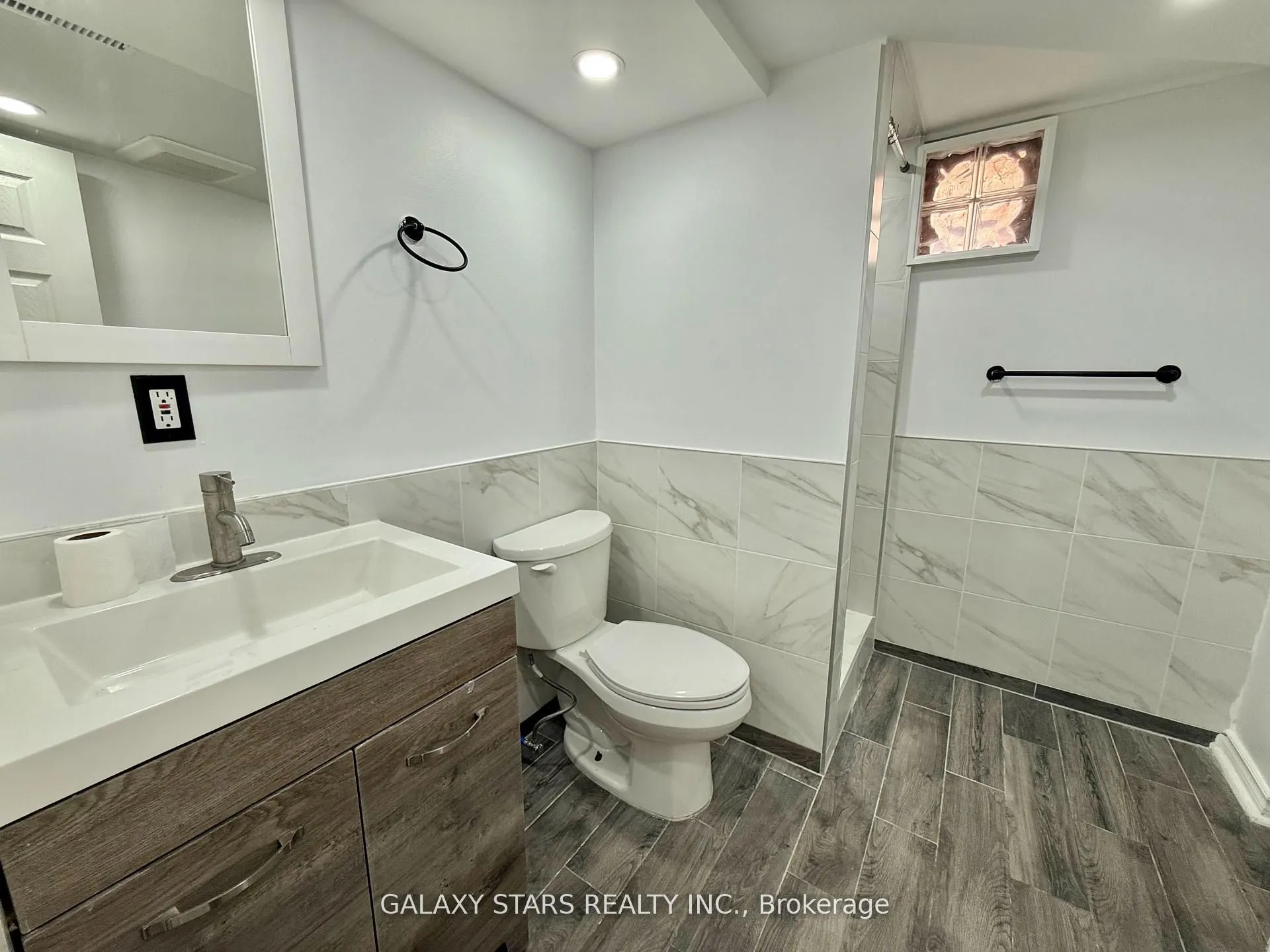 57 Moorecroft Crescent