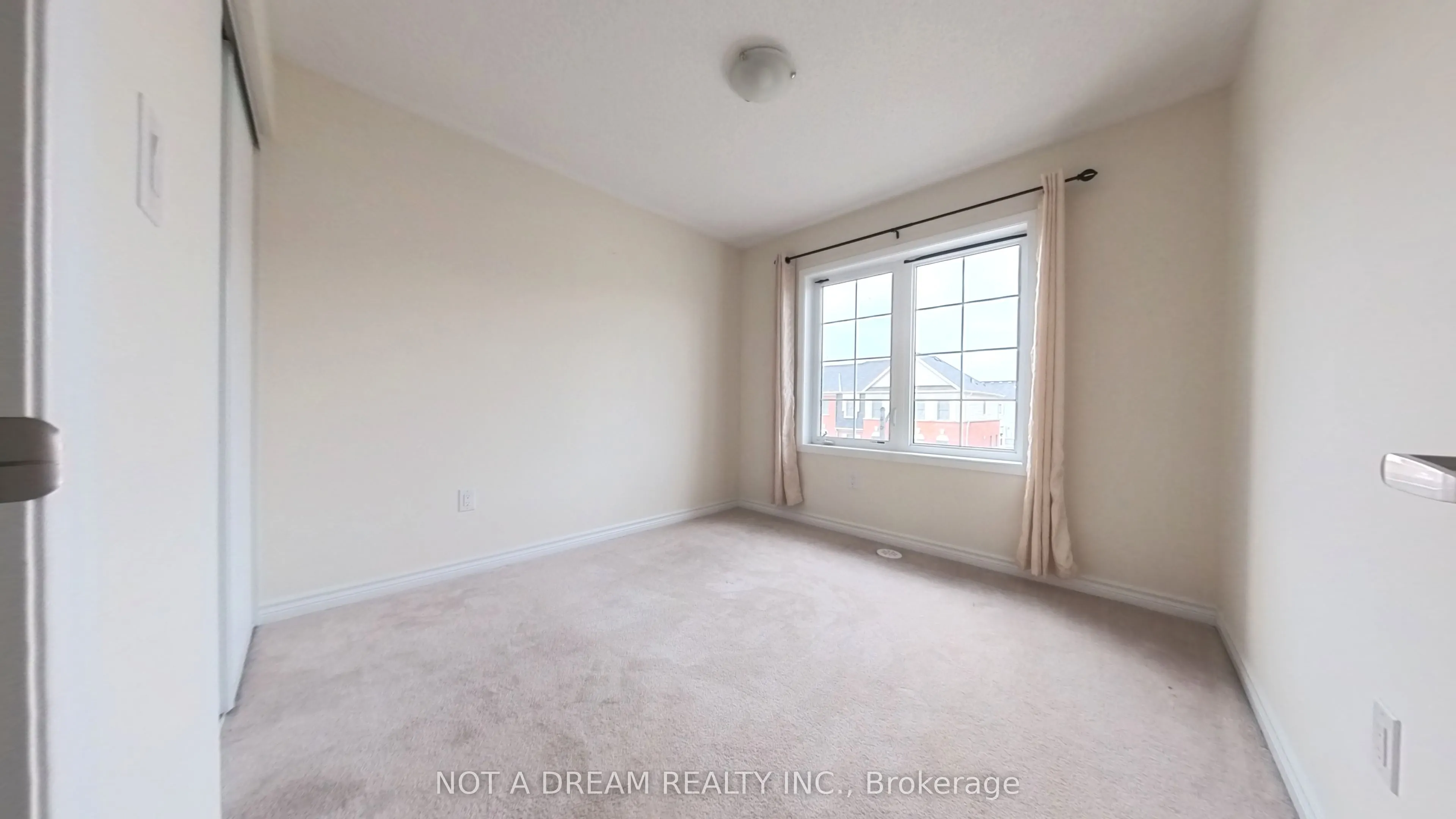 11 Bluegill Crescent