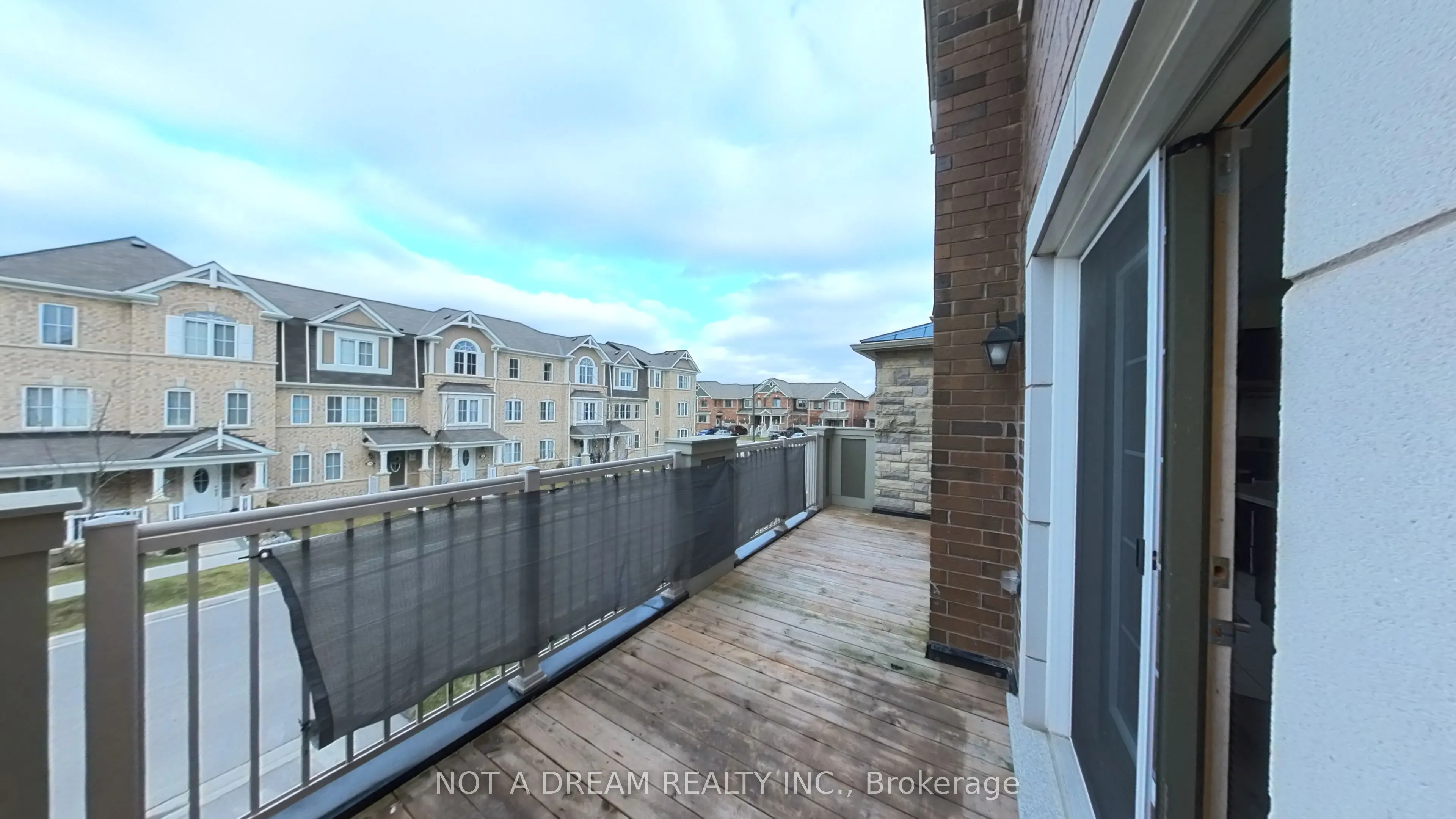 11 Bluegill Crescent