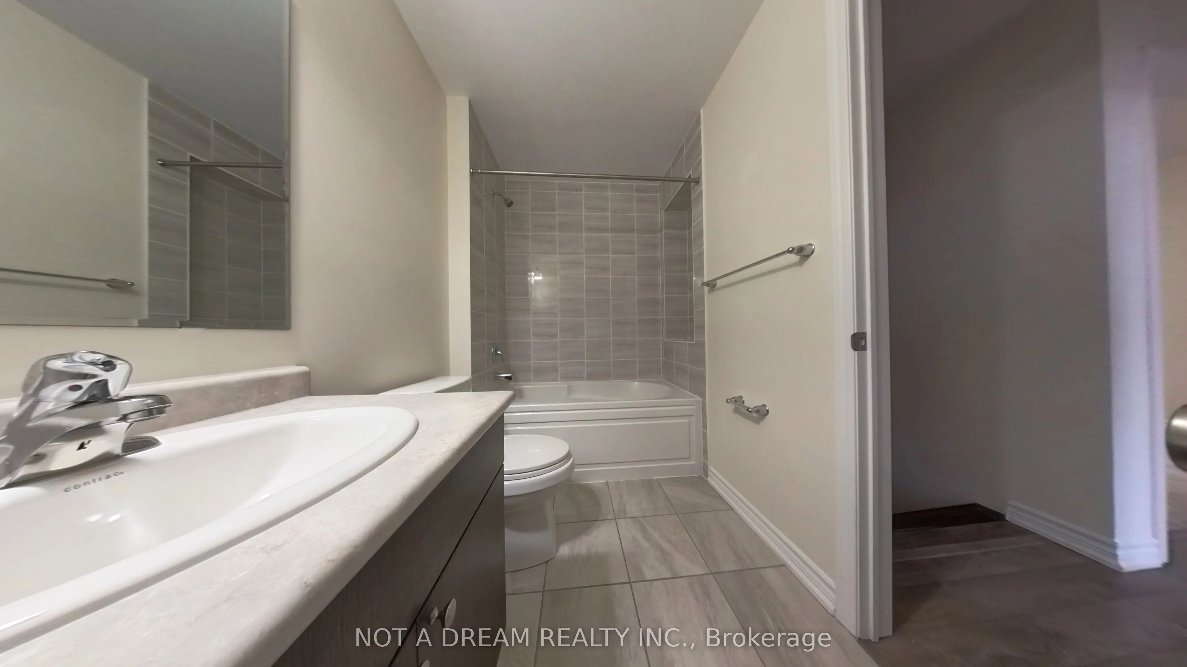 11 Bluegill Crescent