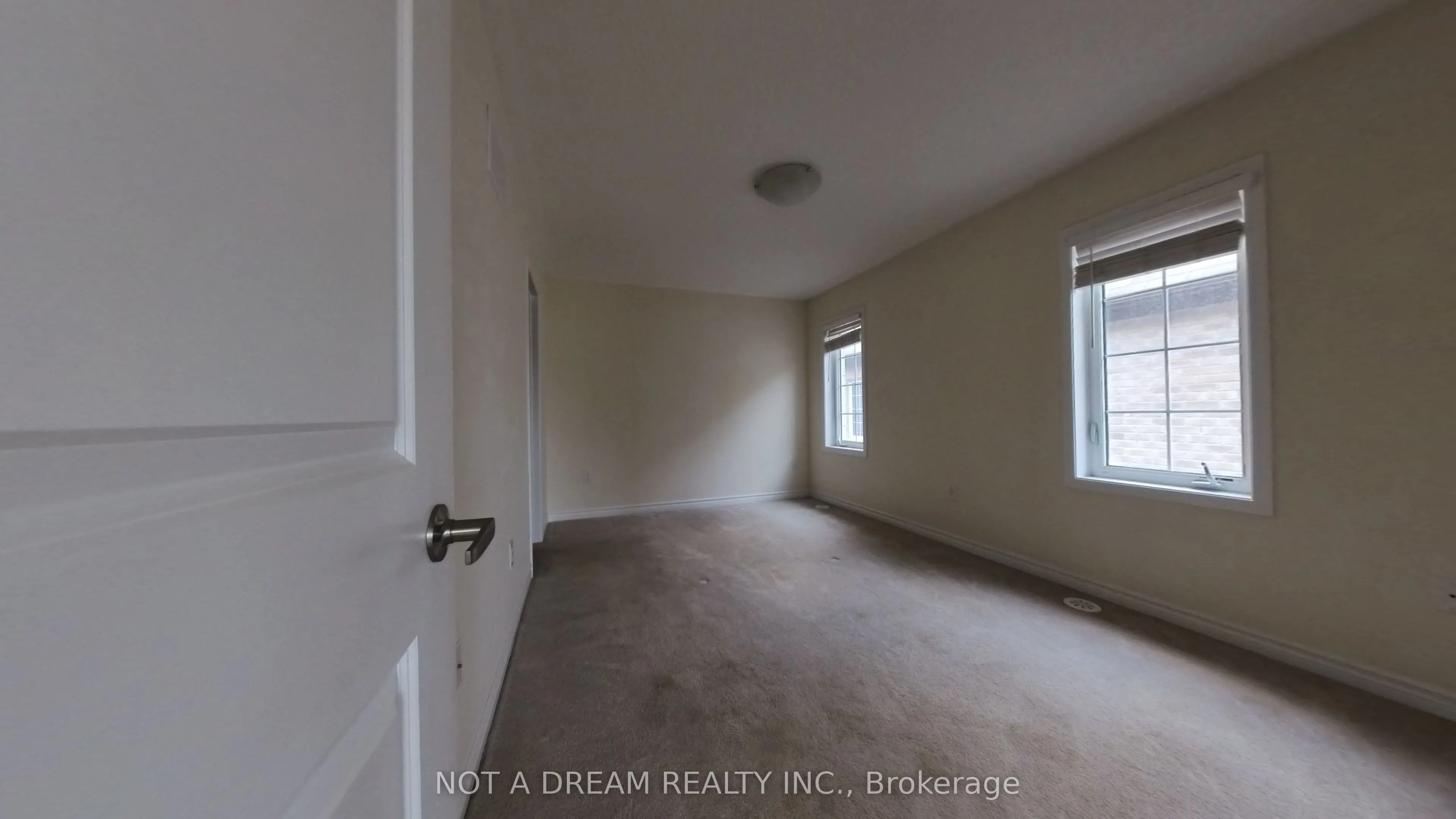 11 Bluegill Crescent