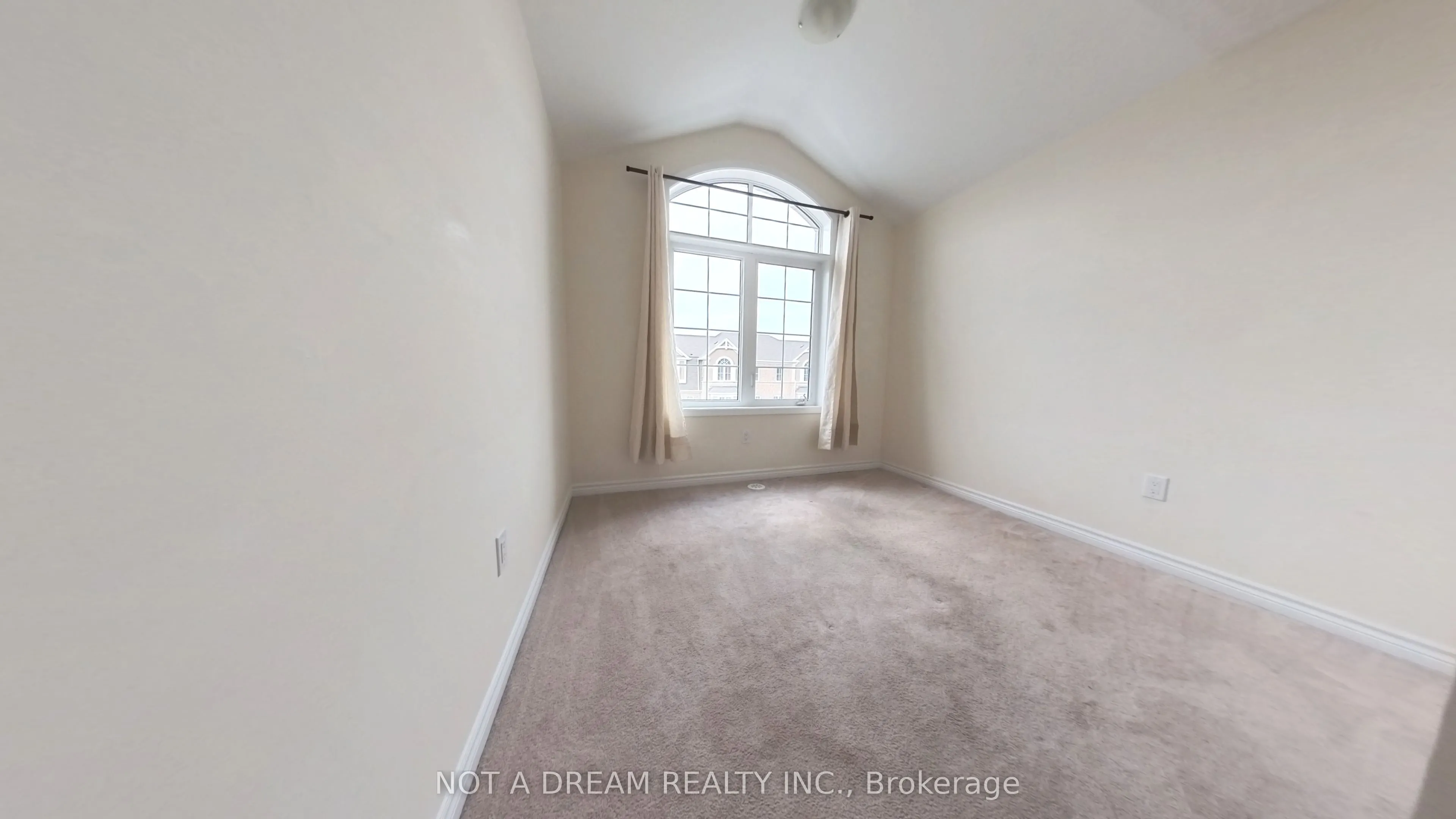 11 Bluegill Crescent