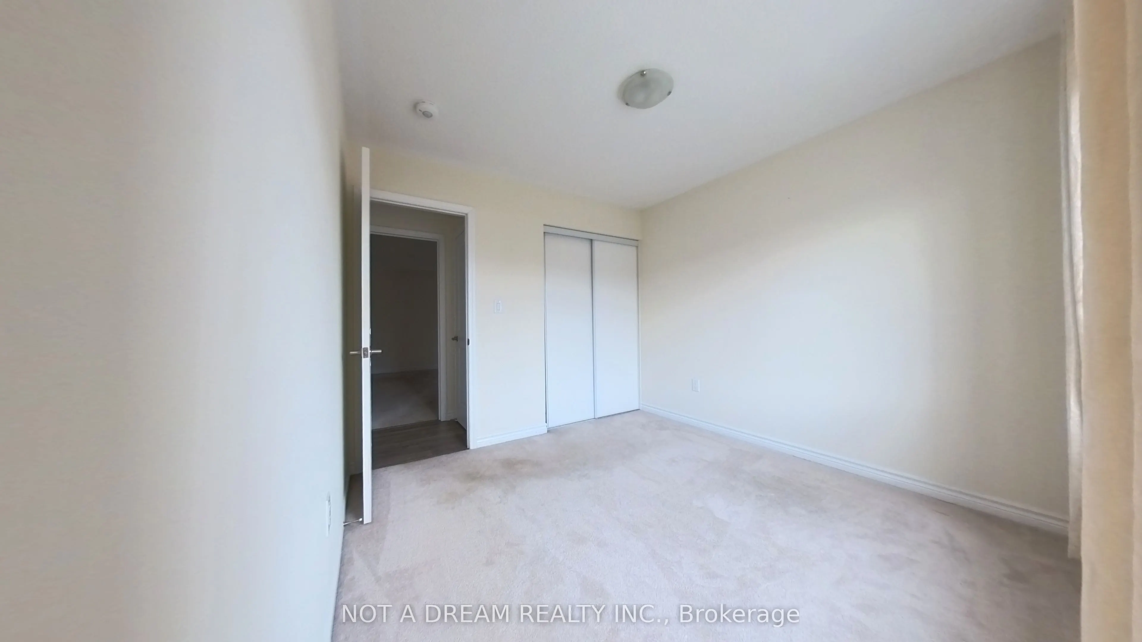 11 Bluegill Crescent