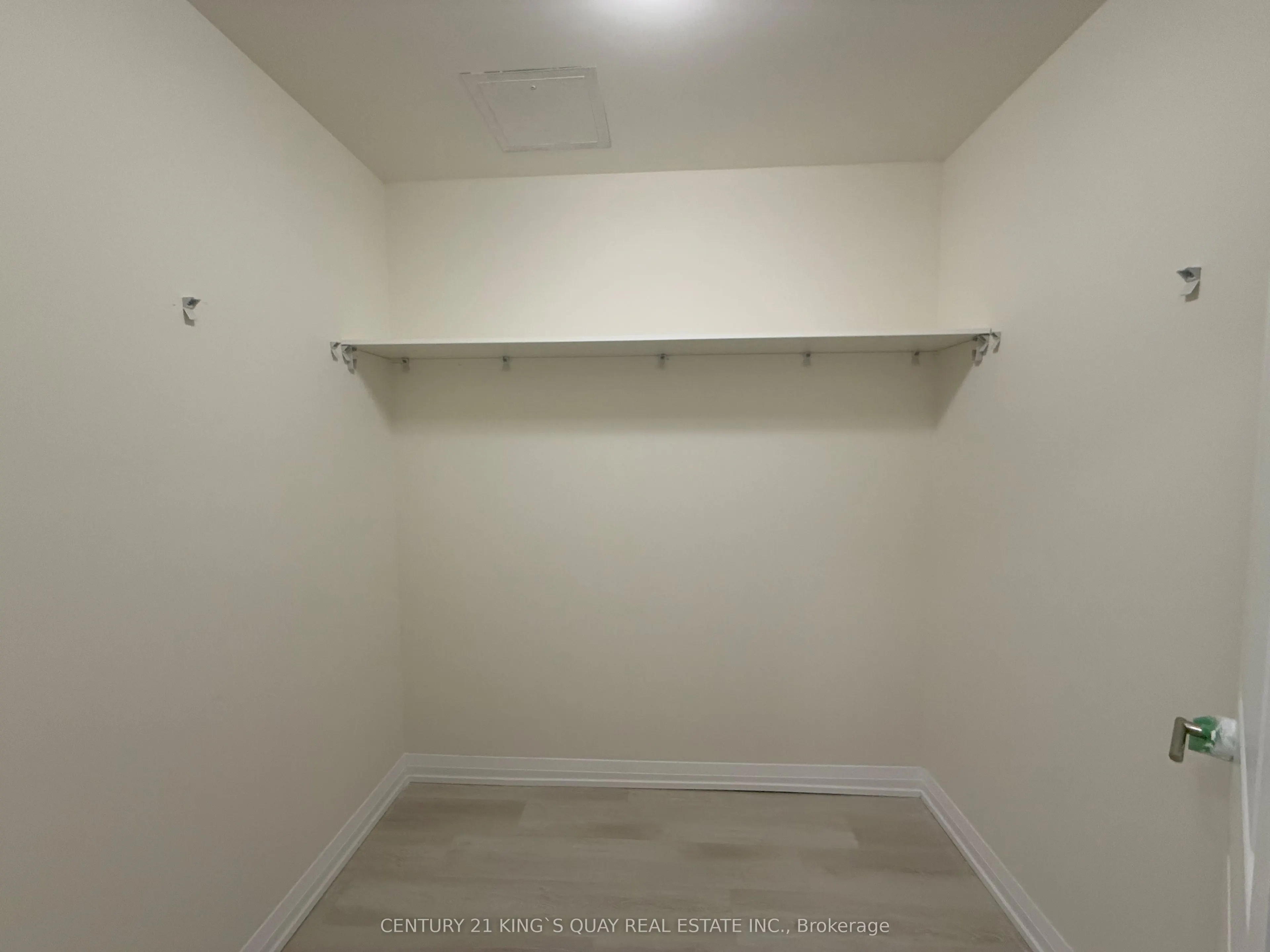 3260 Sheppard Avenue E, #405