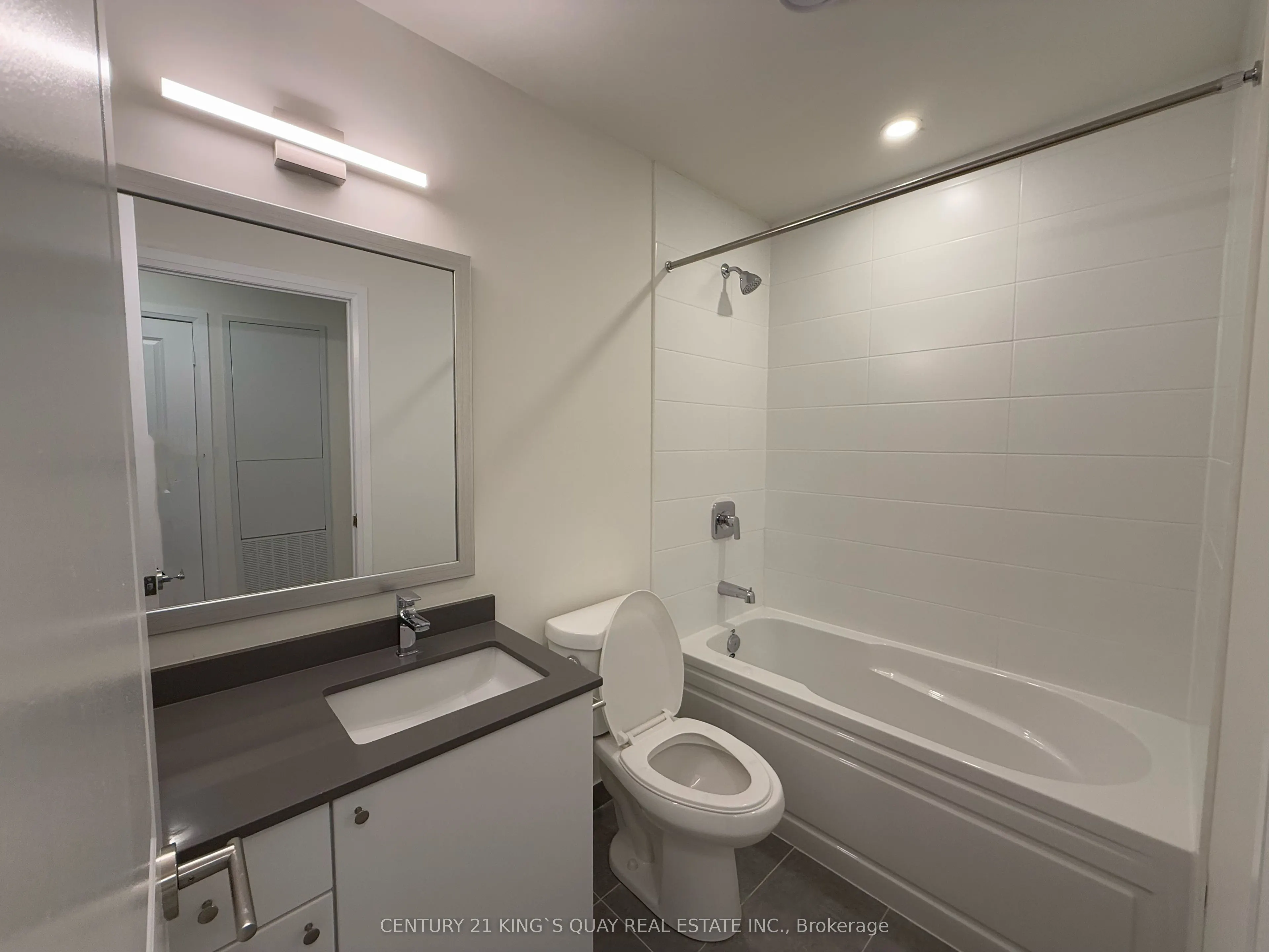 3260 Sheppard Avenue E, #405