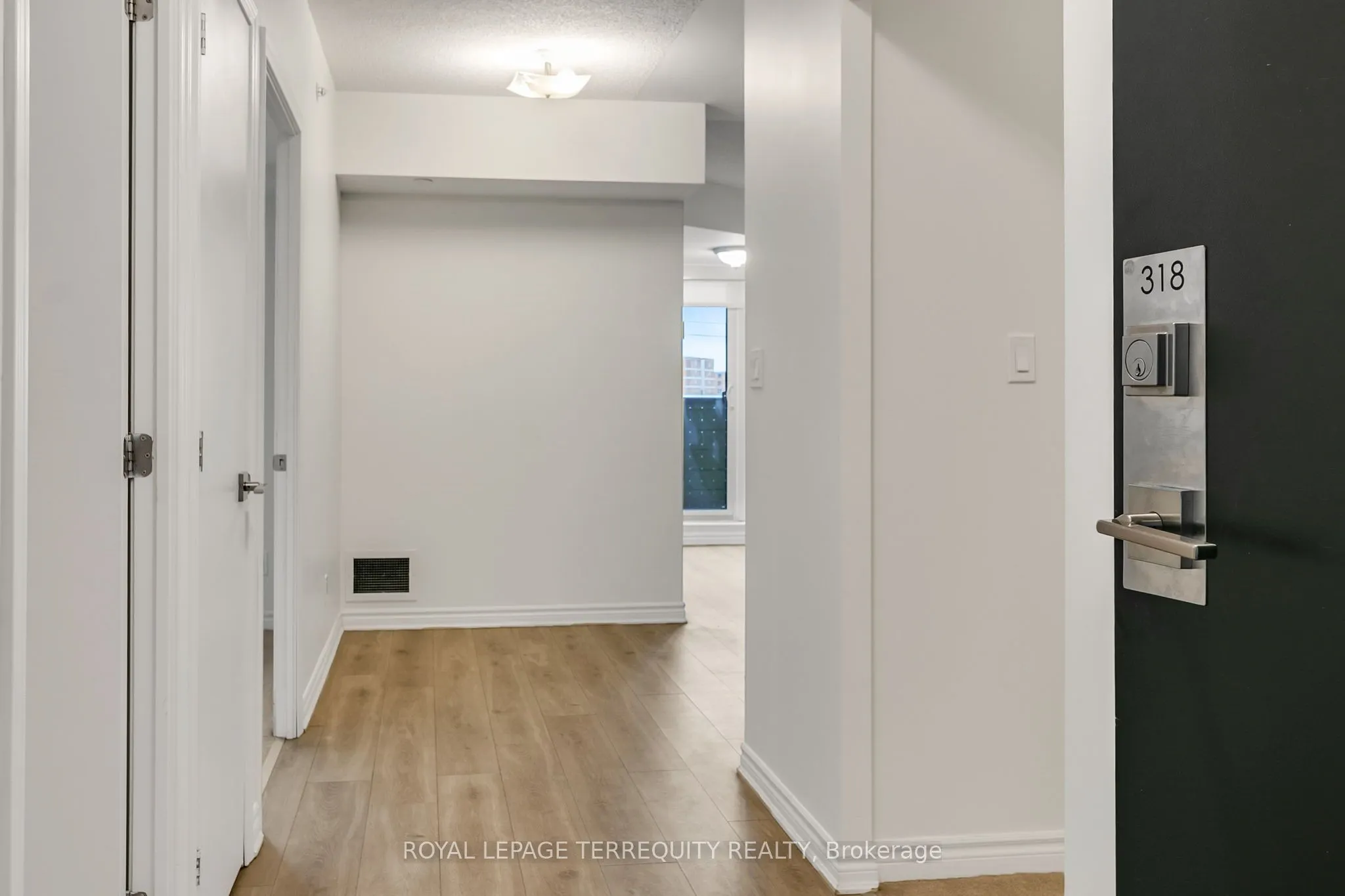 1 Falaise Road, #318