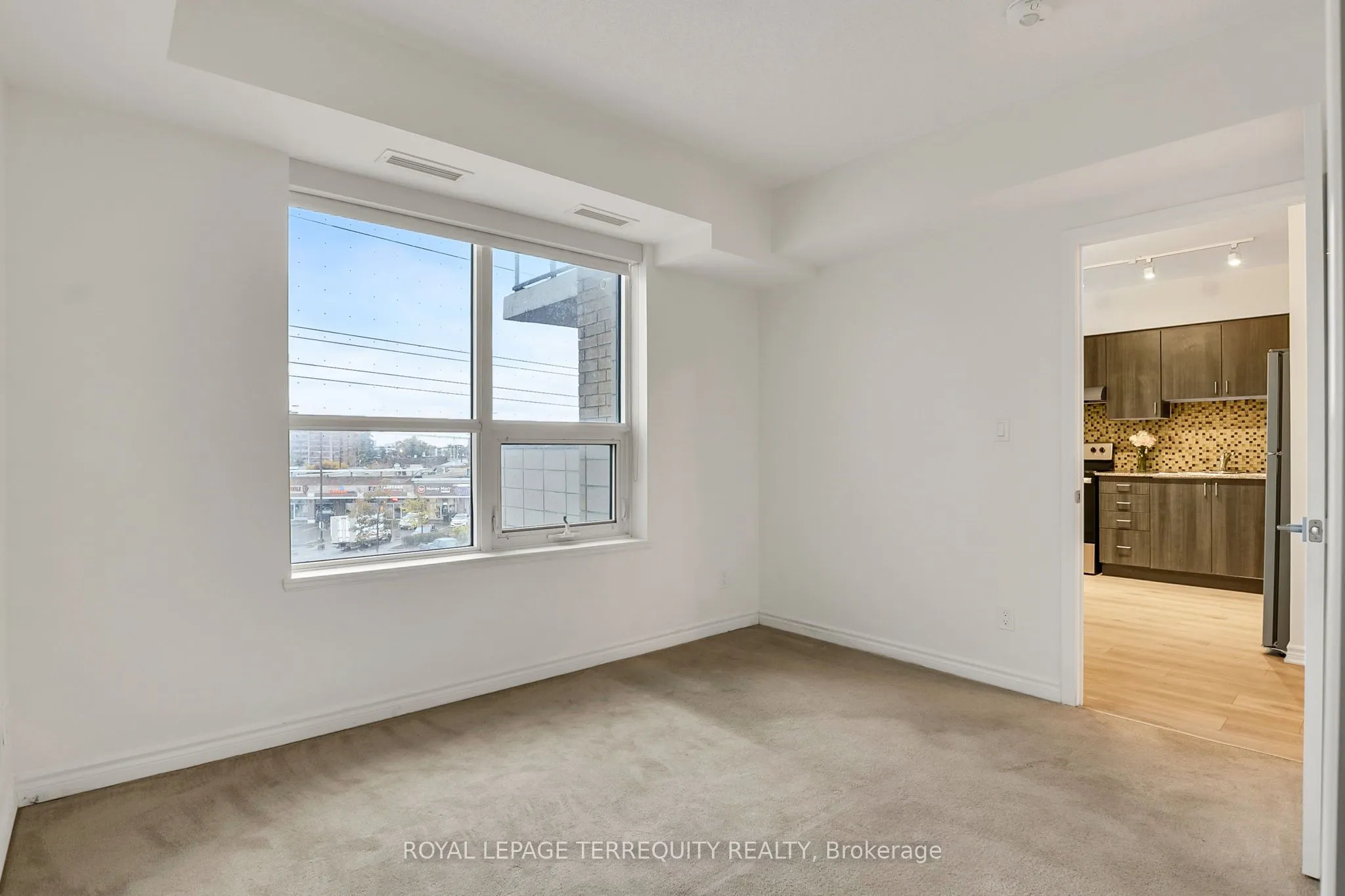 1 Falaise Road, #318