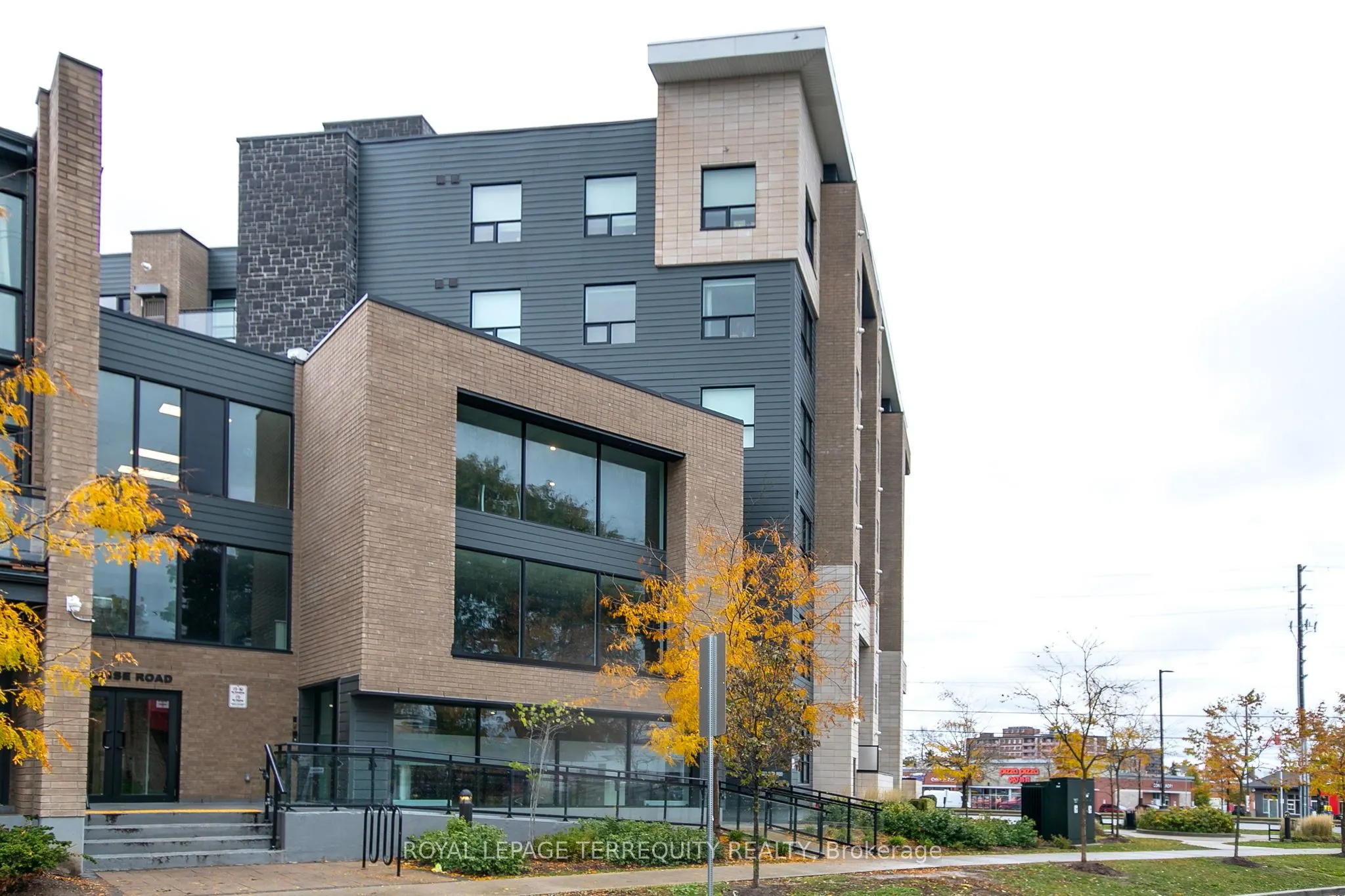 1 Falaise Road, #318