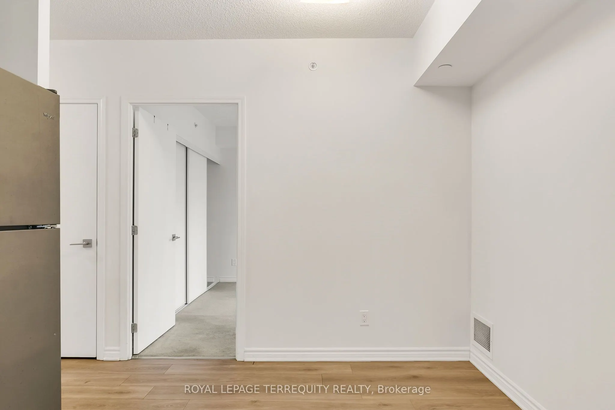 1 Falaise Road, #318