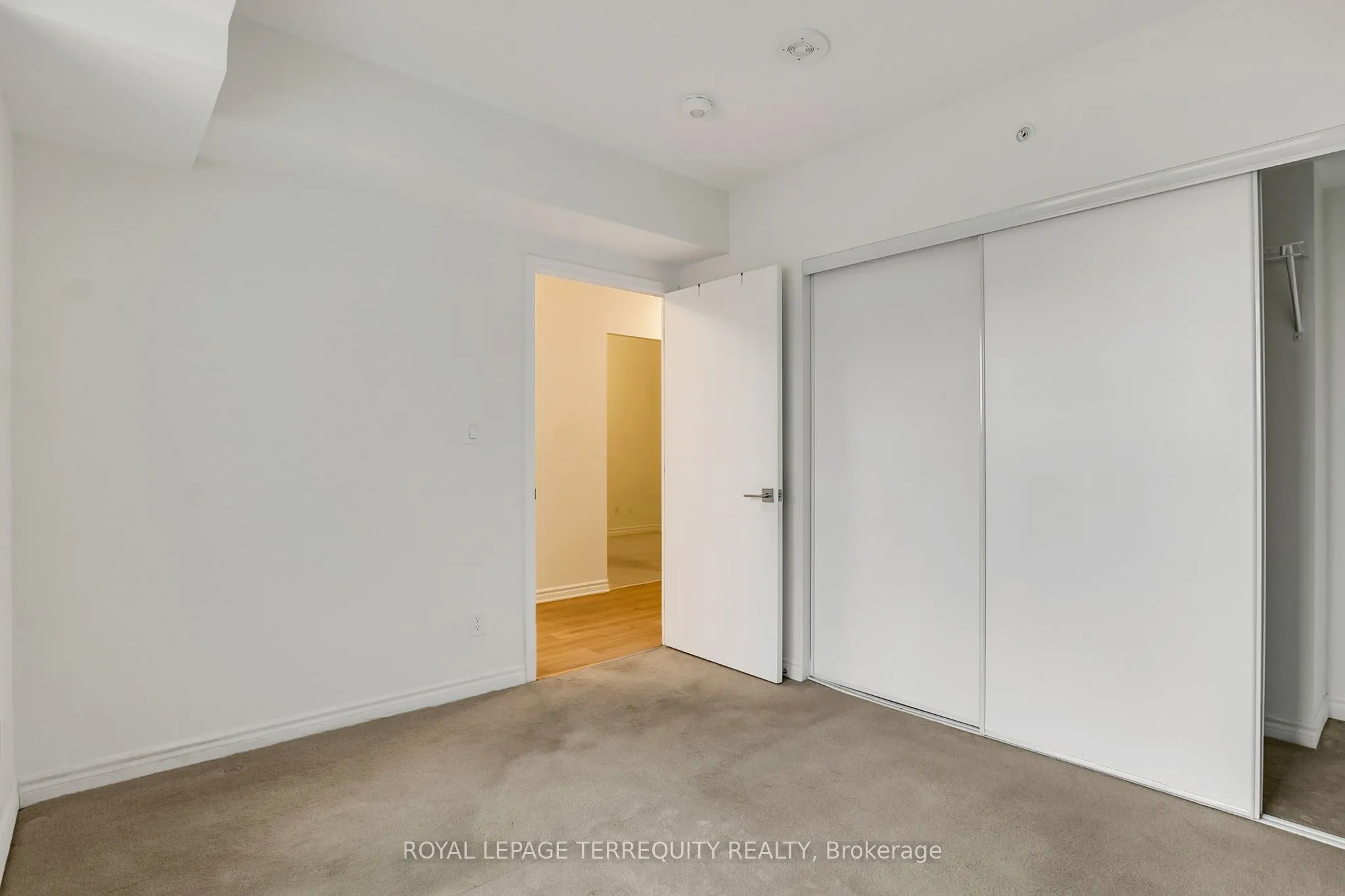 1 Falaise Road, #318