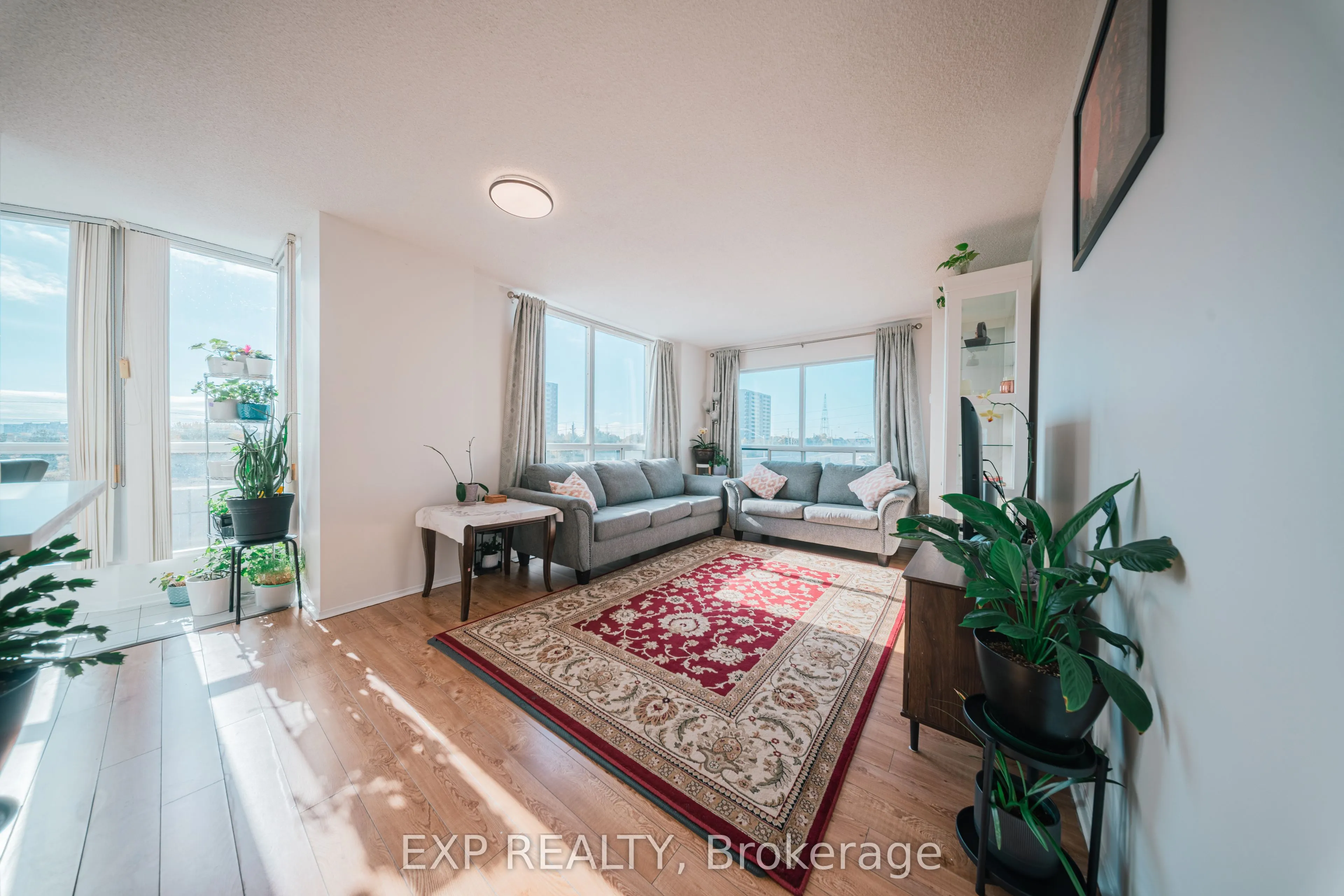 2550 Lawrence Avenue E, #310