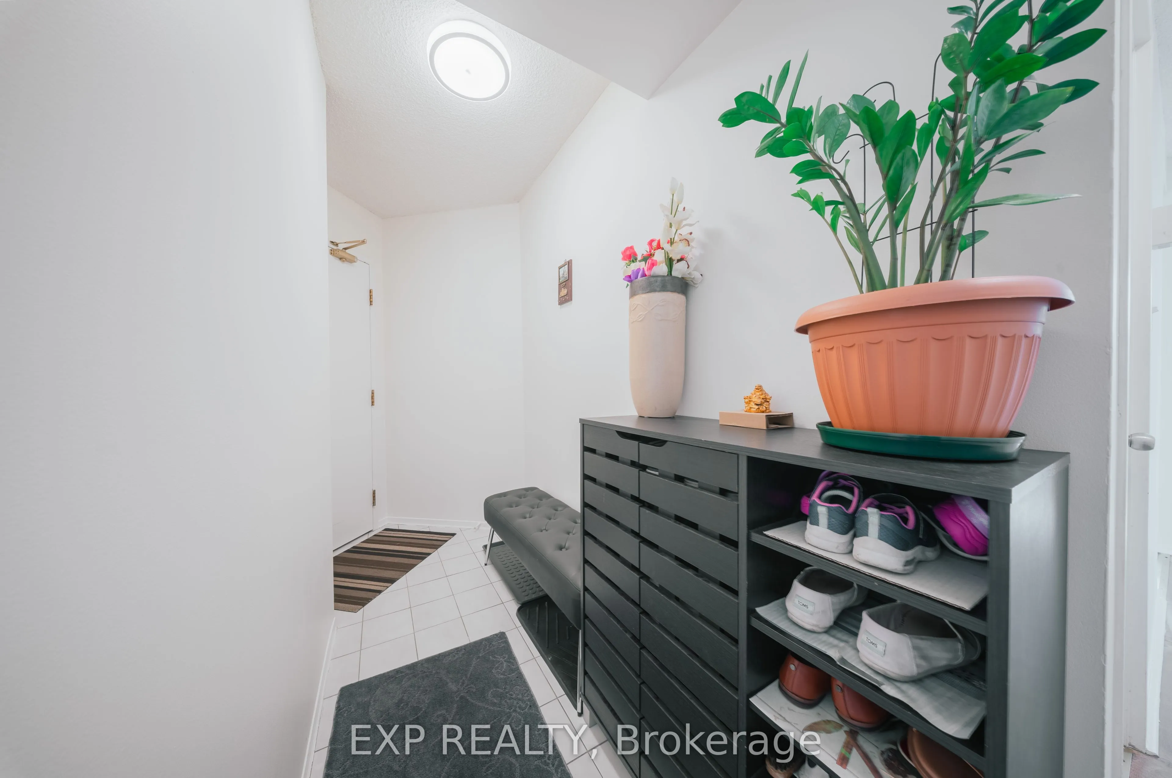 2550 Lawrence Avenue E, #310