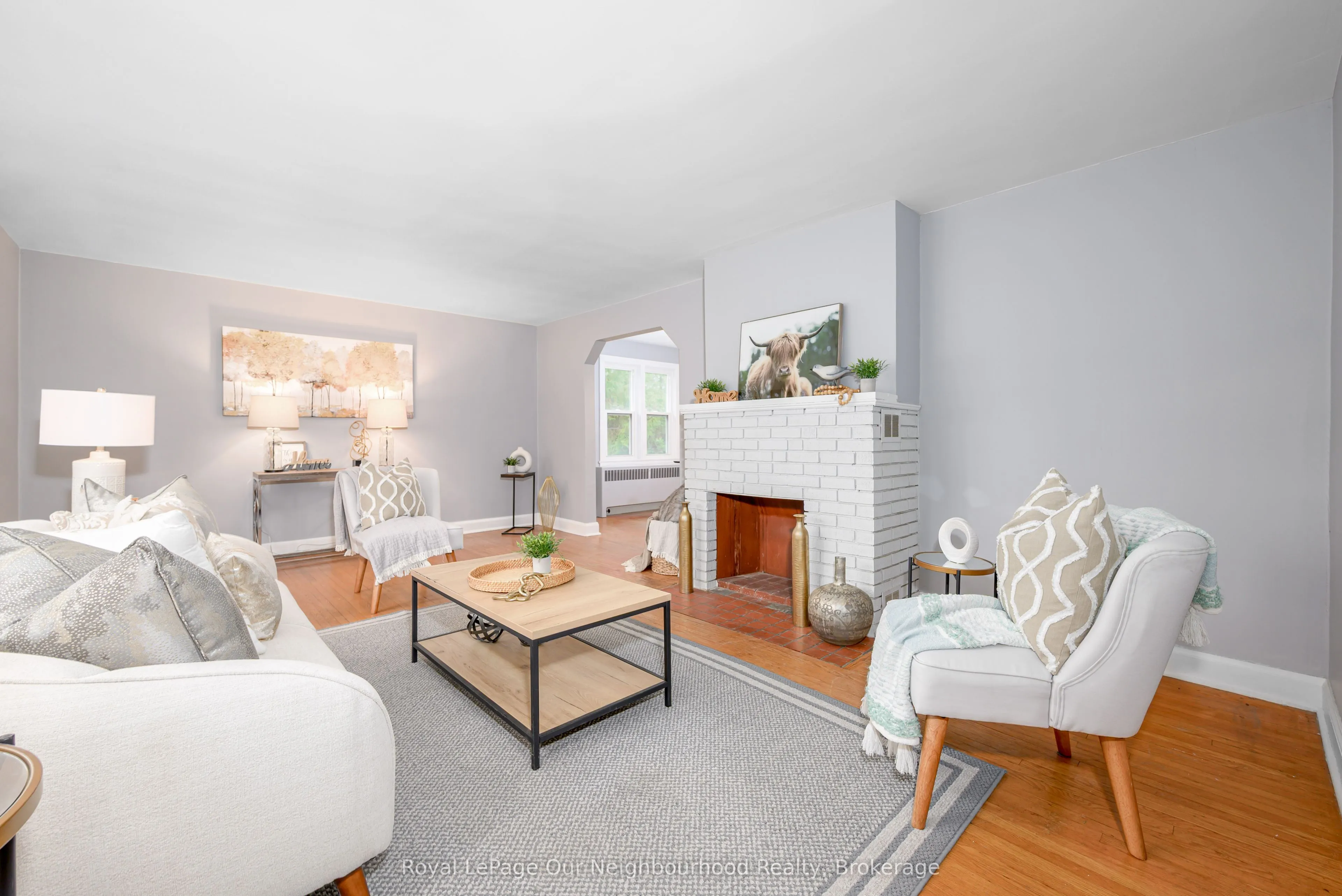 221 Liberty Street N