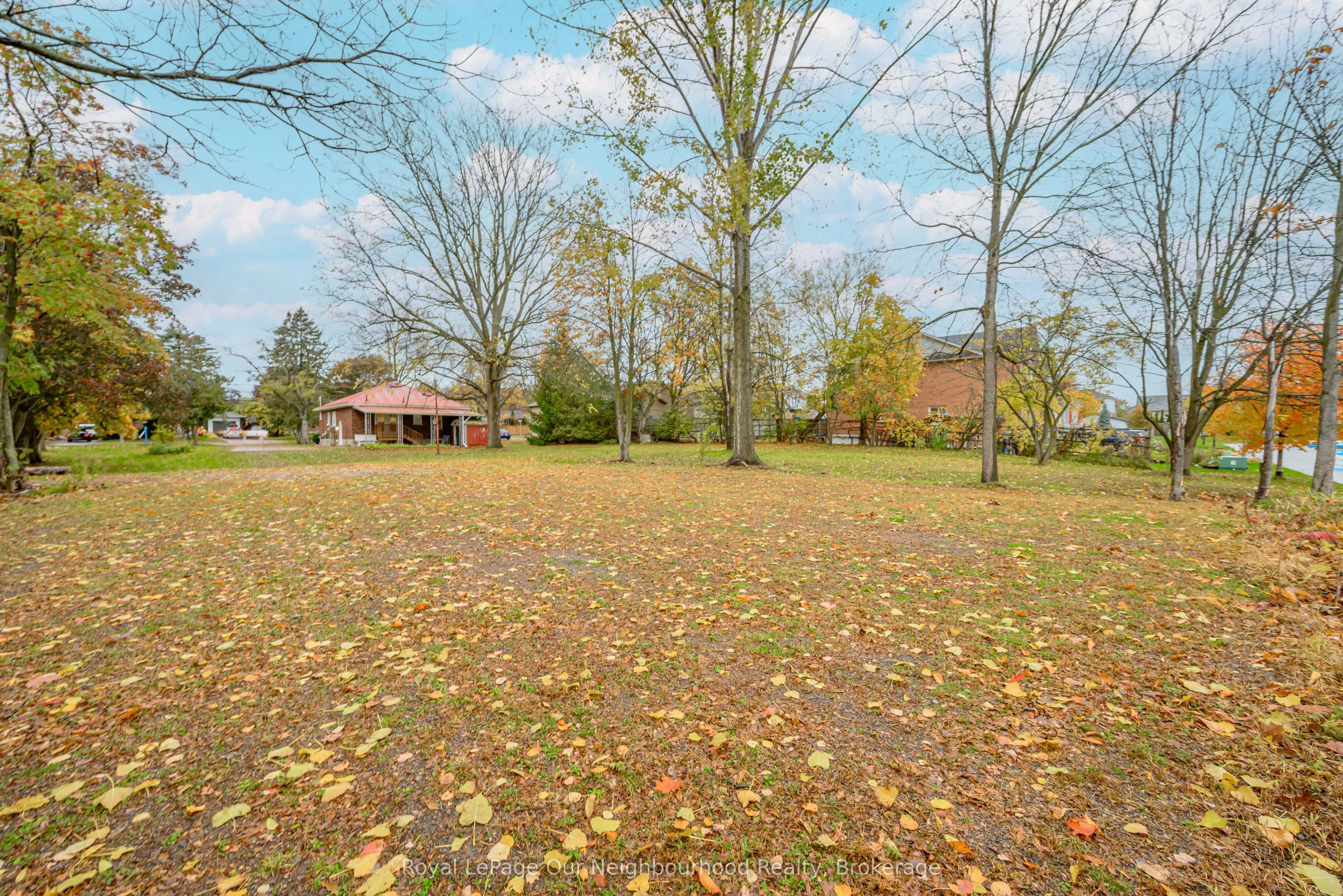 221 Liberty Street N