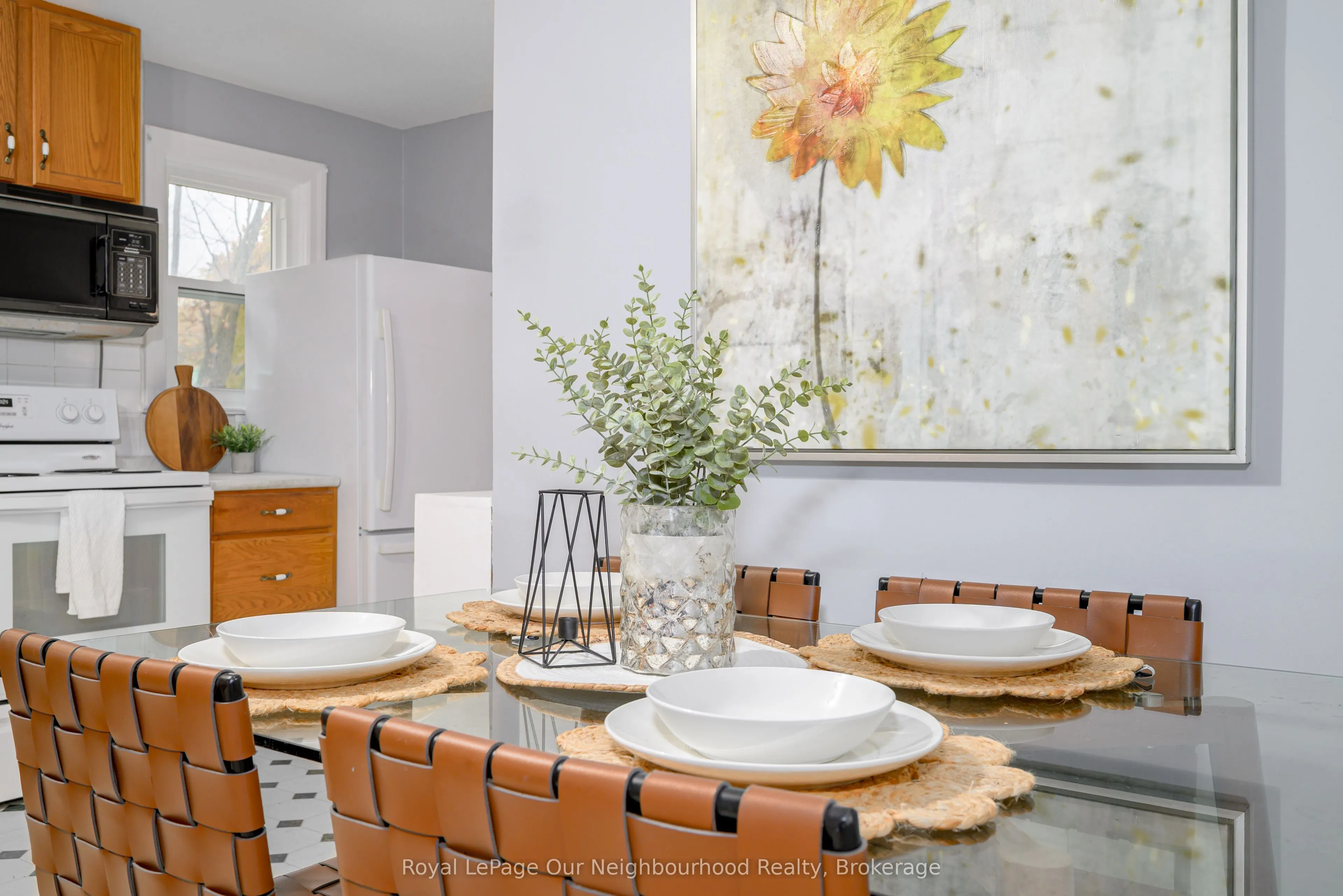 221 Liberty Street N