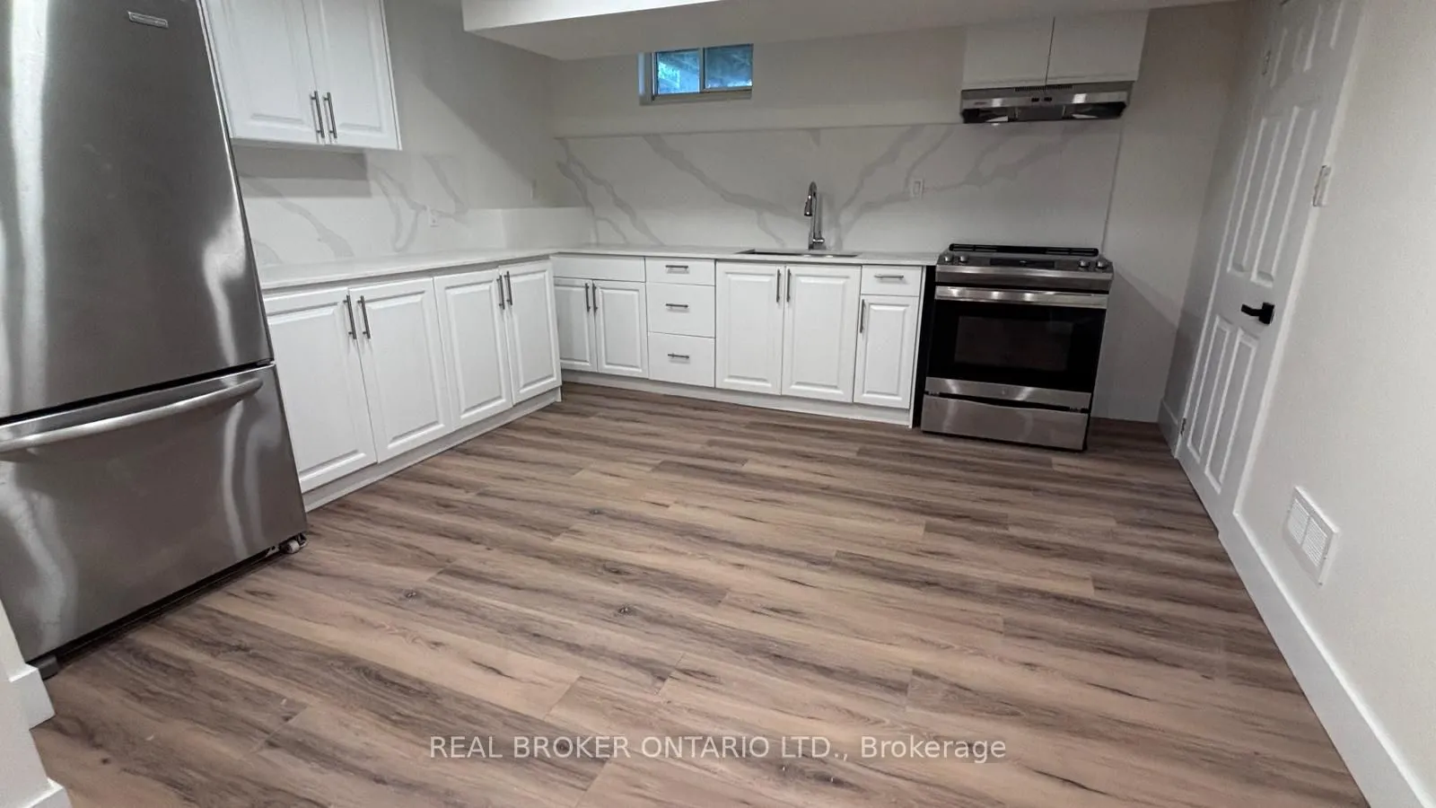 767 Gaspe Avenue, #LOWER