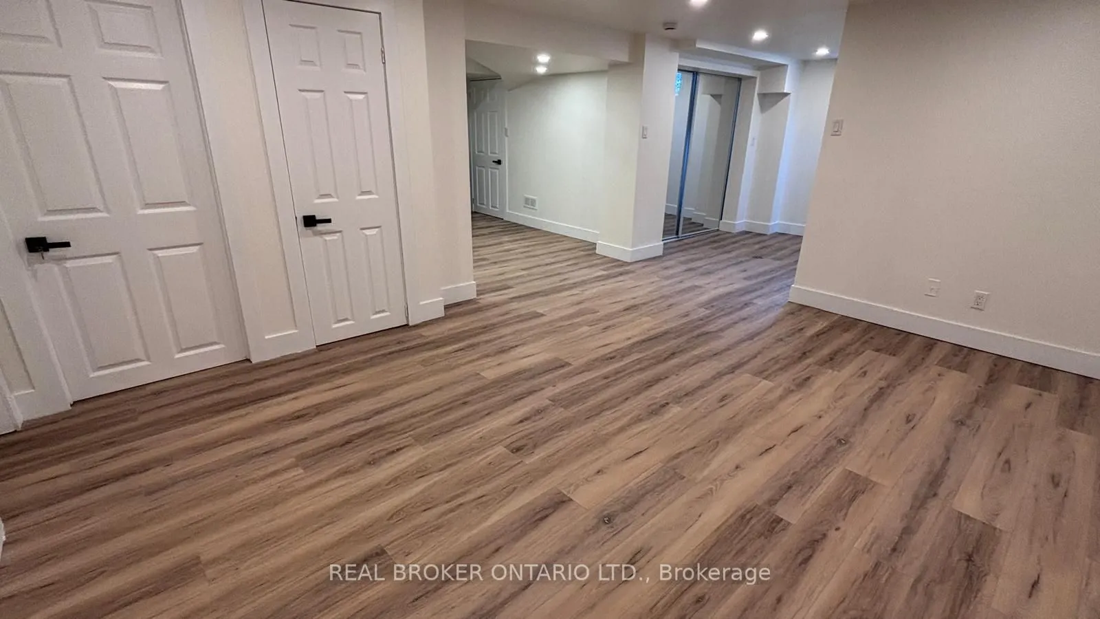 767 Gaspe Avenue, #LOWER