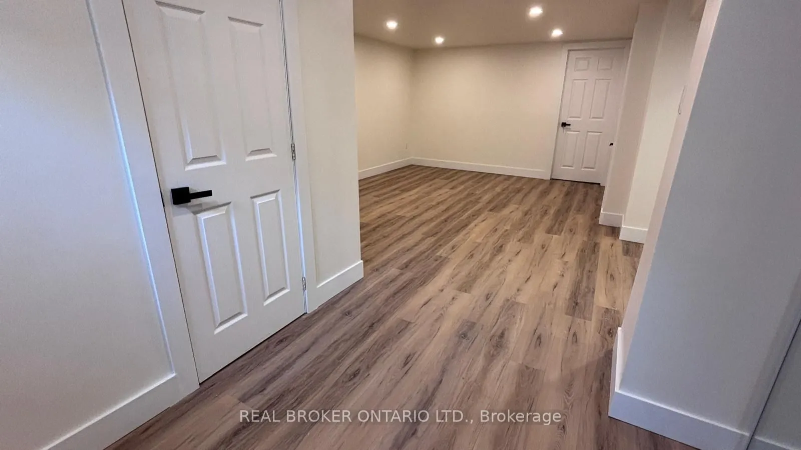 767 Gaspe Avenue, #LOWER