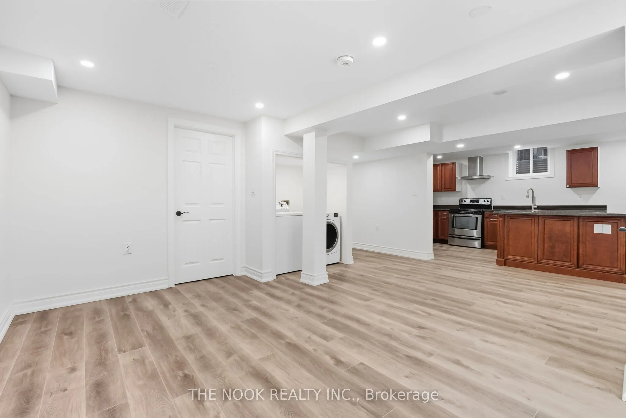 1941 Lydia Crescent, #BSMNT