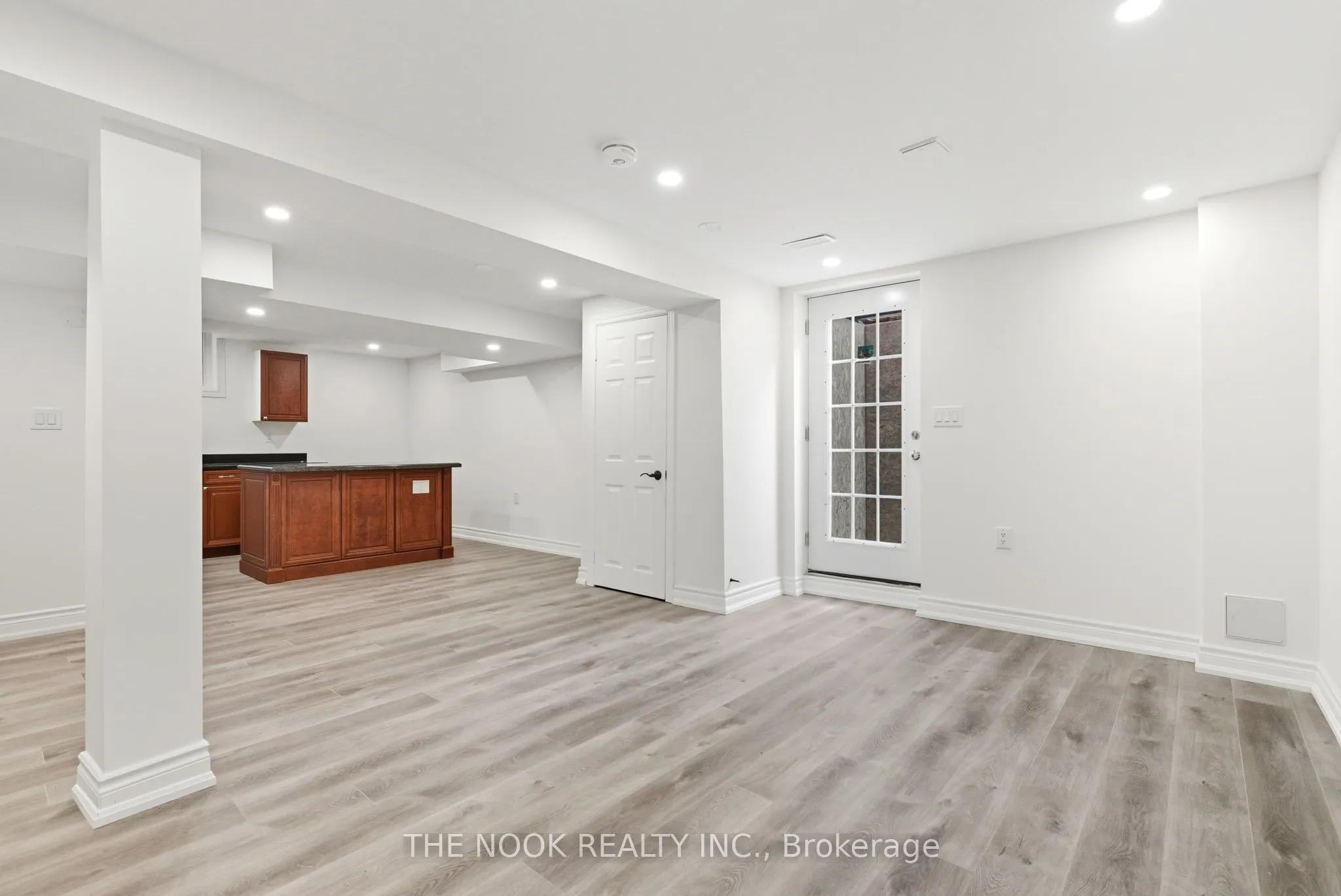 1941 Lydia Crescent, #BSMNT