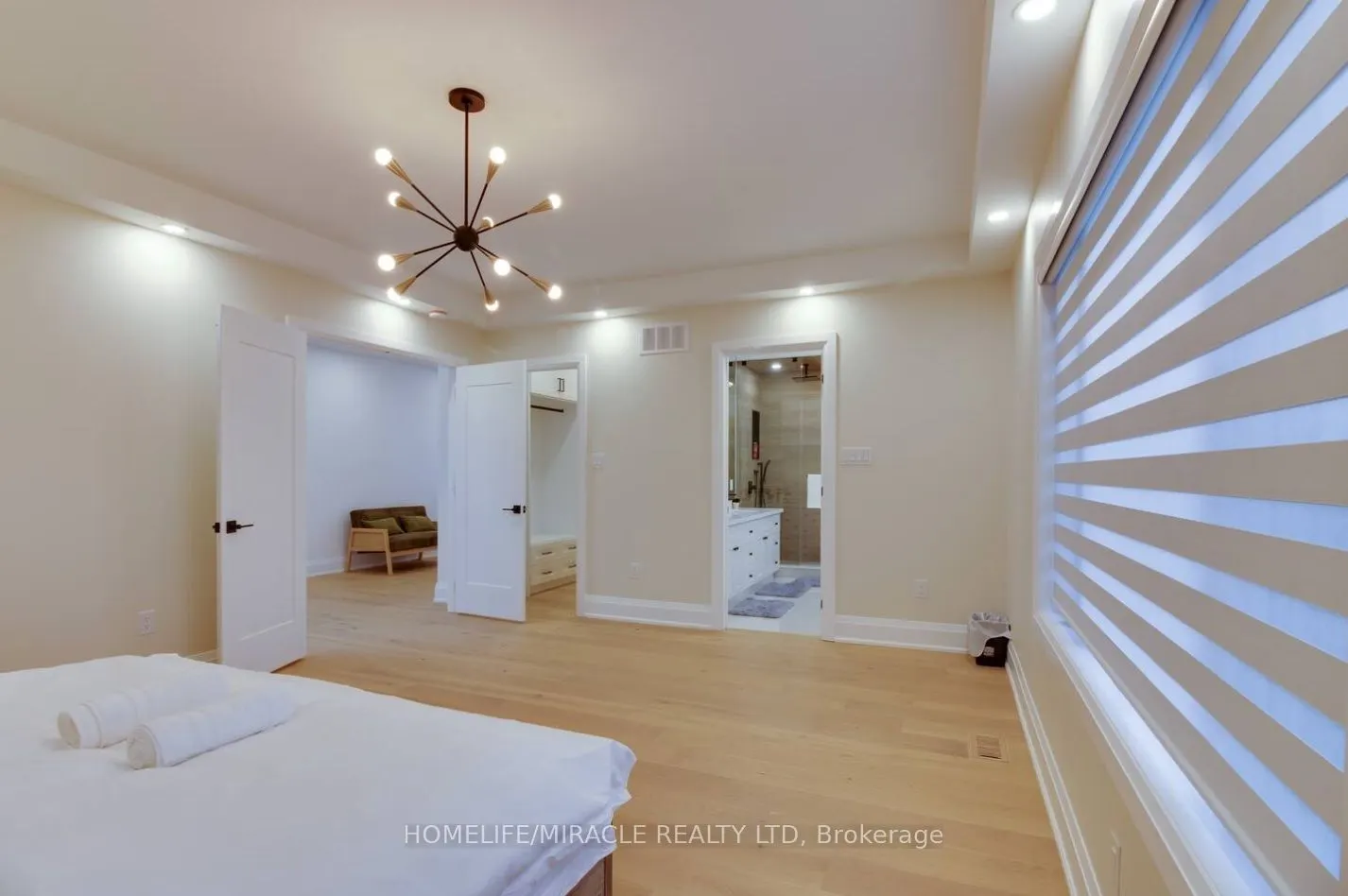 10 Stamford Square S